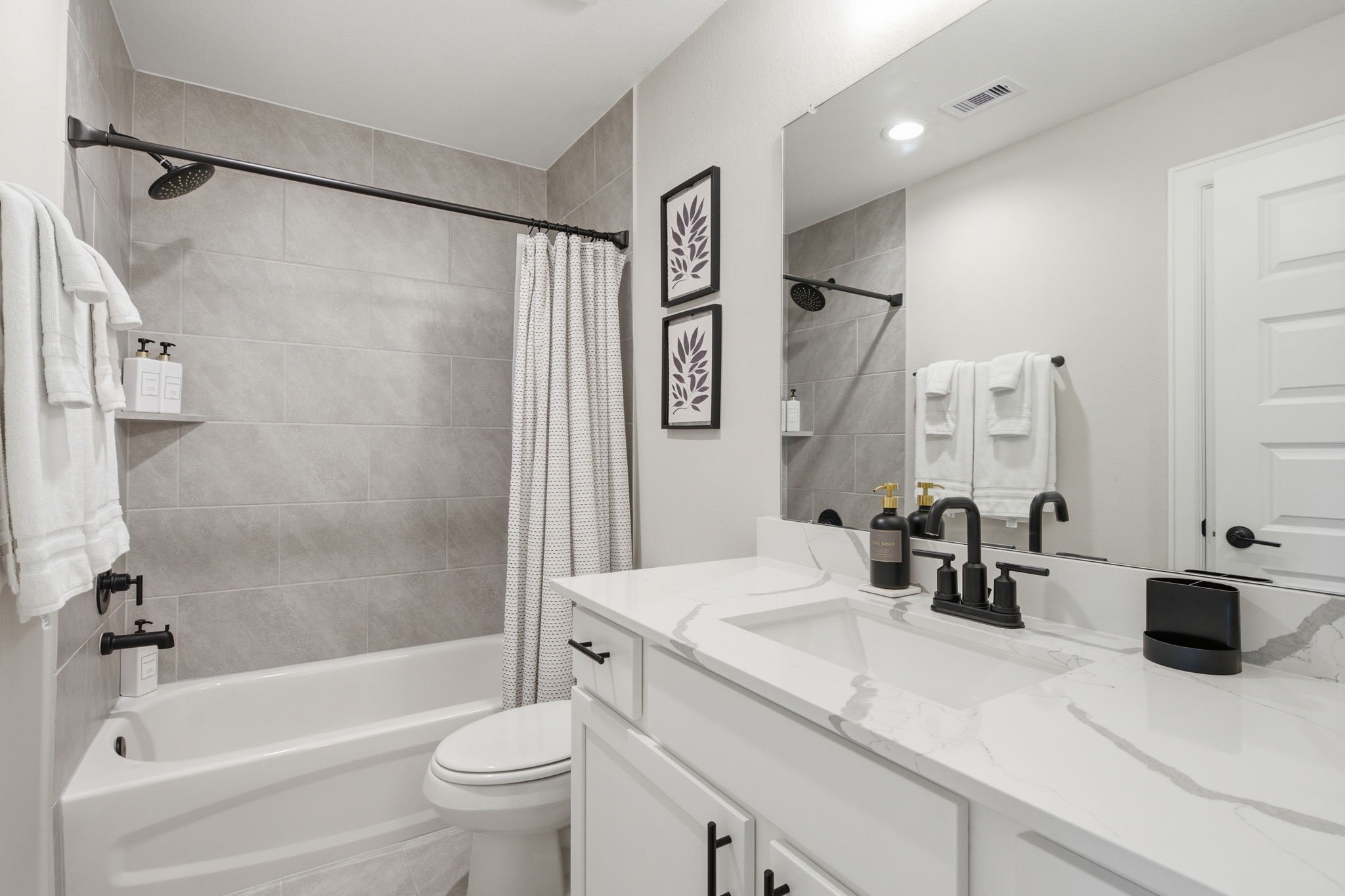1109 Robbie Street Property Photo 15