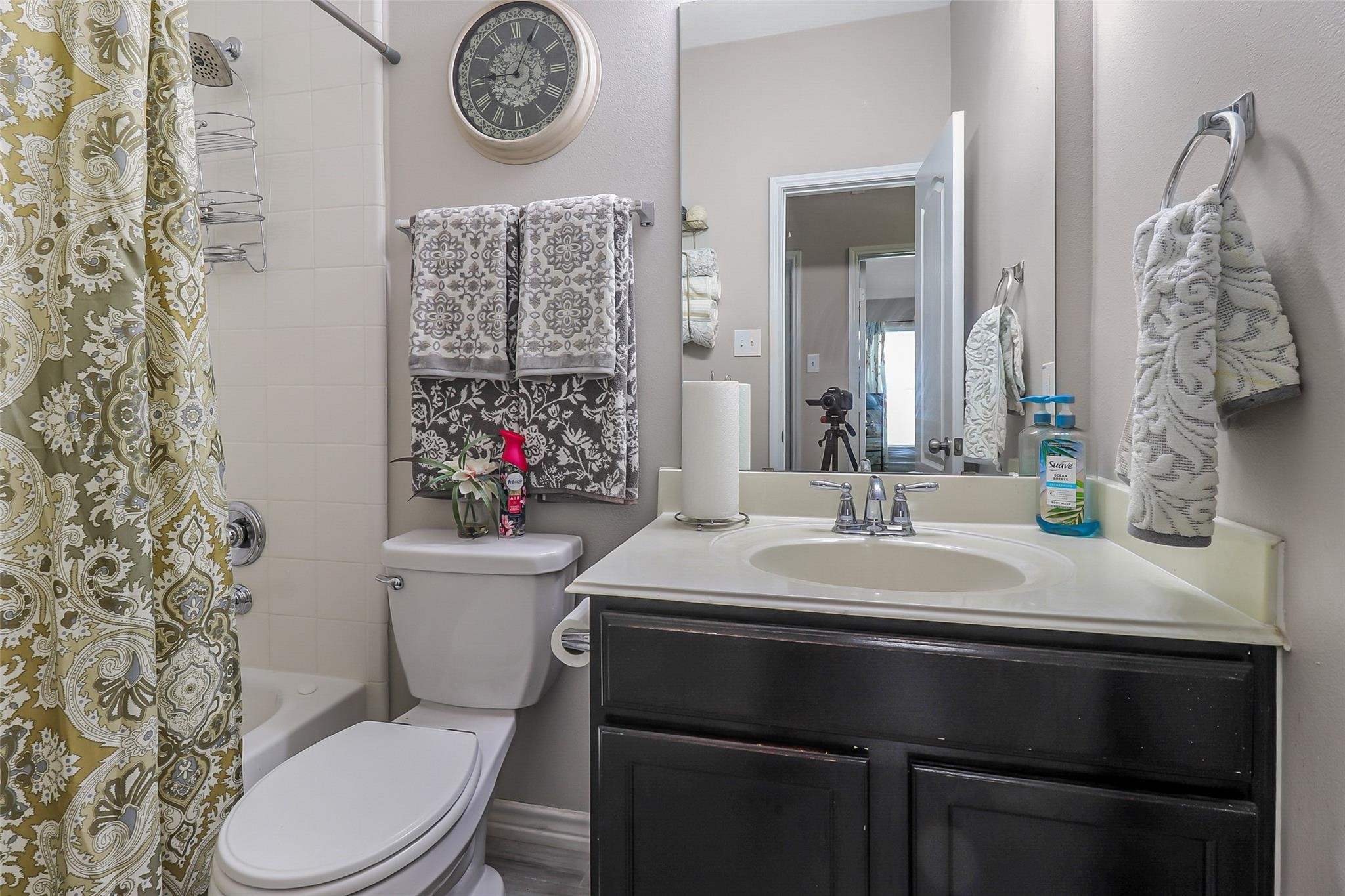 13806 Kodiak Brown Bear Street Property Photo 33
