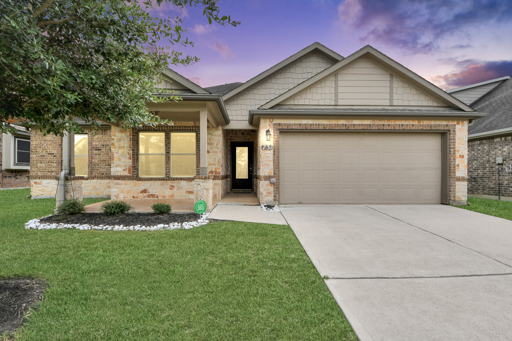 731 Rim Water Drive Property Photo 1