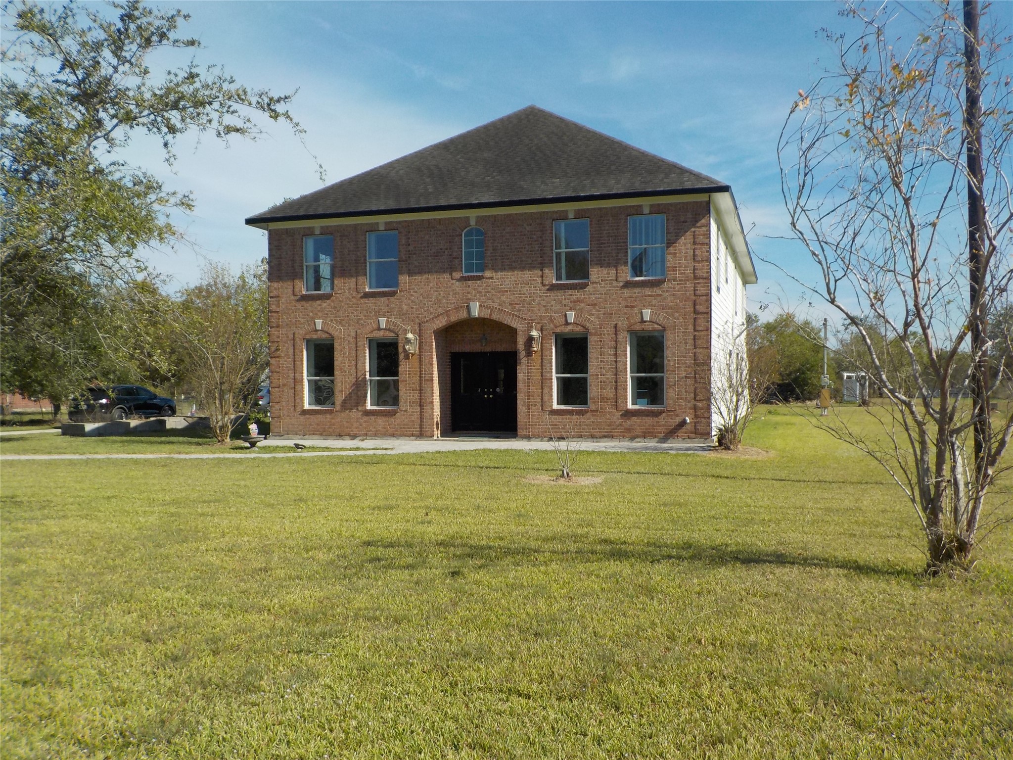 1927 County Road 486 Property Photo 1