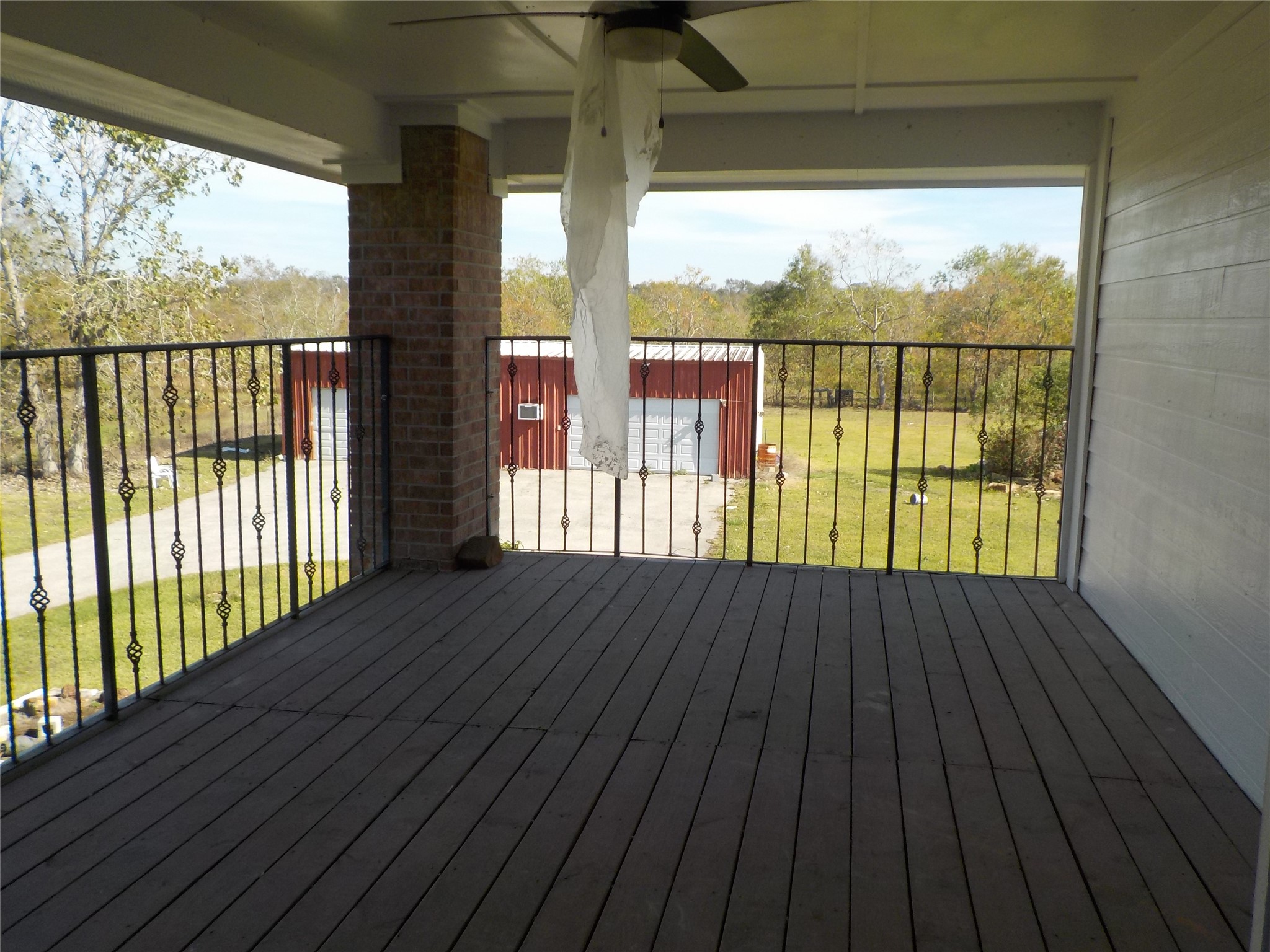 1927 County Road 486 Property Photo 18