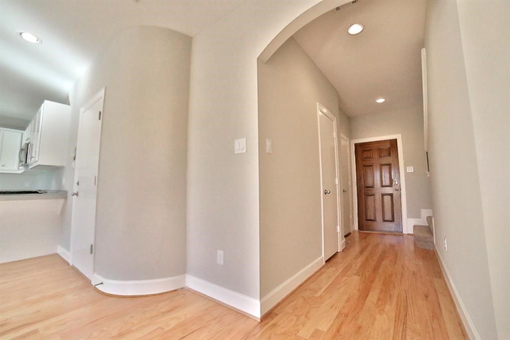 3719 Main Poplar Drive Property Photo 6