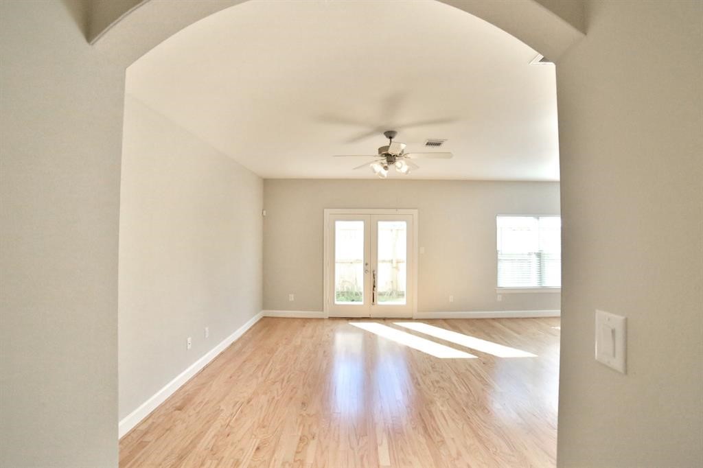 3719 Main Poplar Drive Property Photo 9