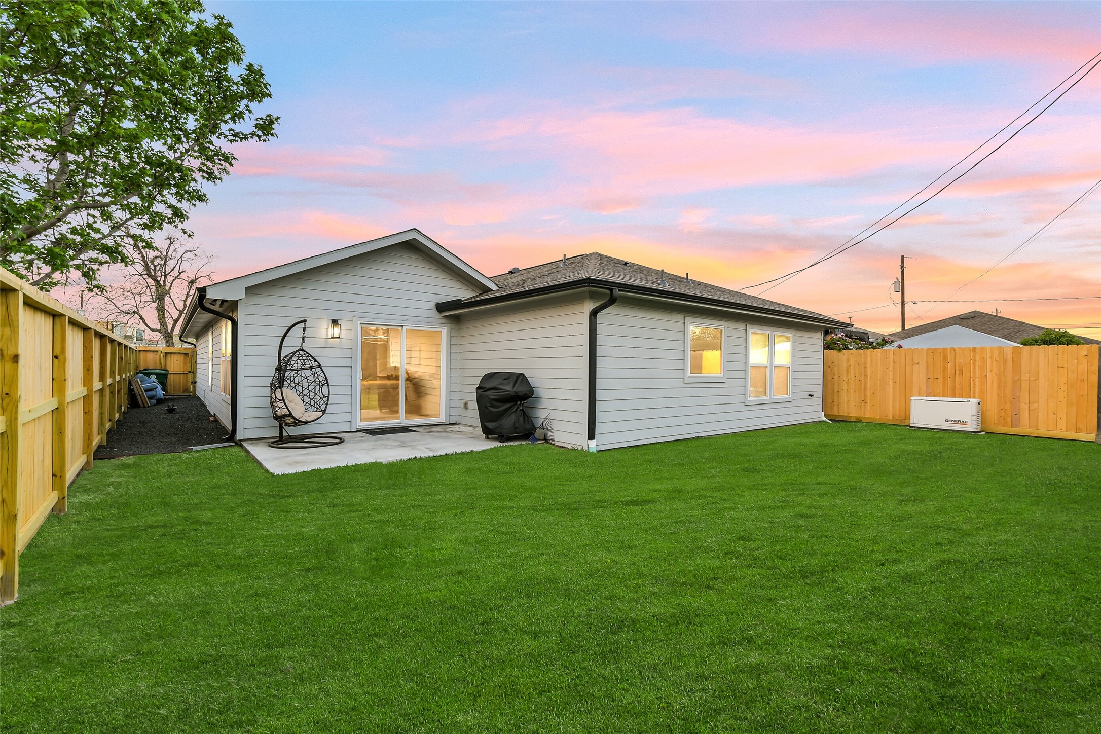 910 Algregg Street Property Photo 42