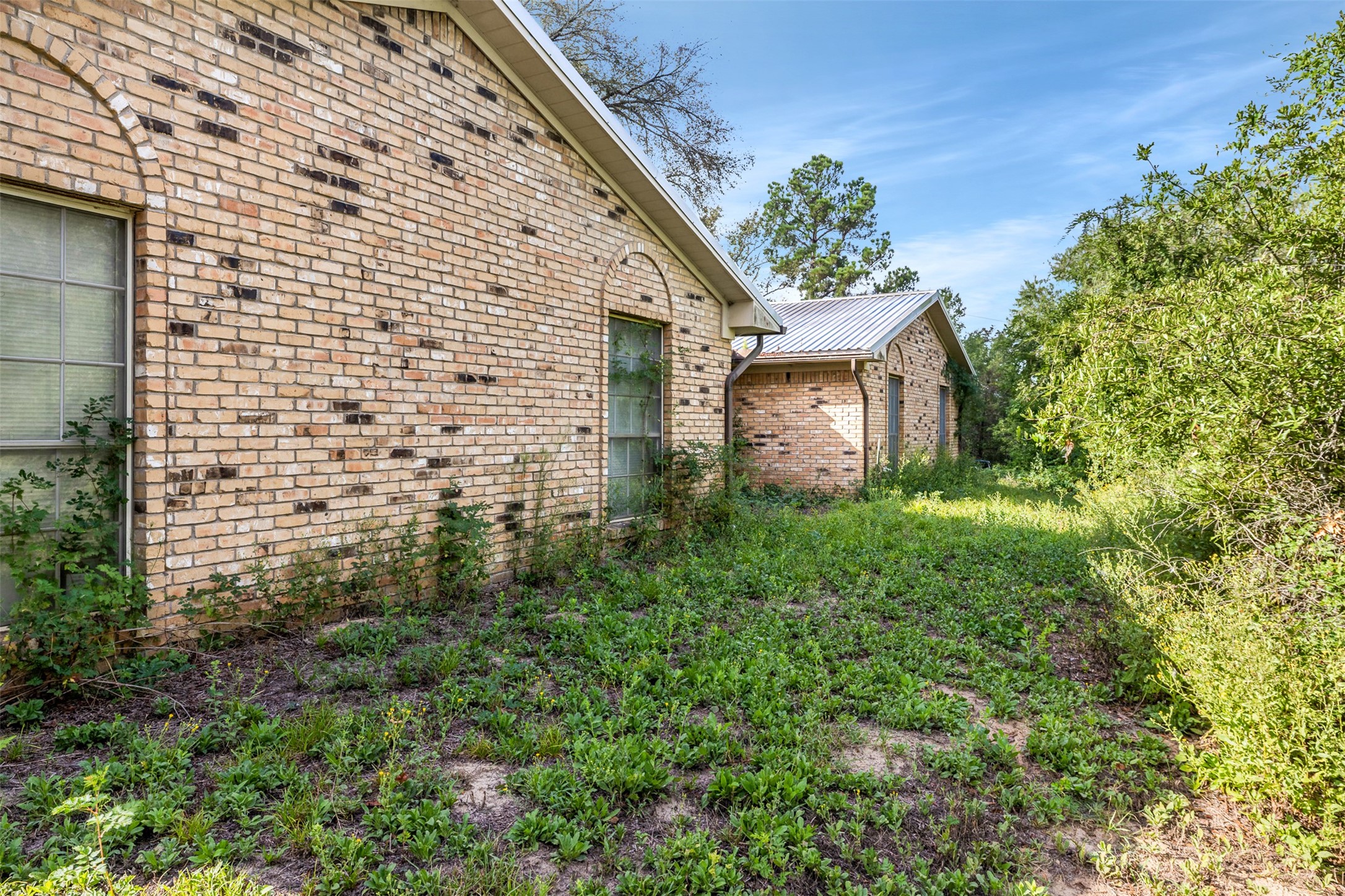 5209 Bucksnort Road Property Photo 3