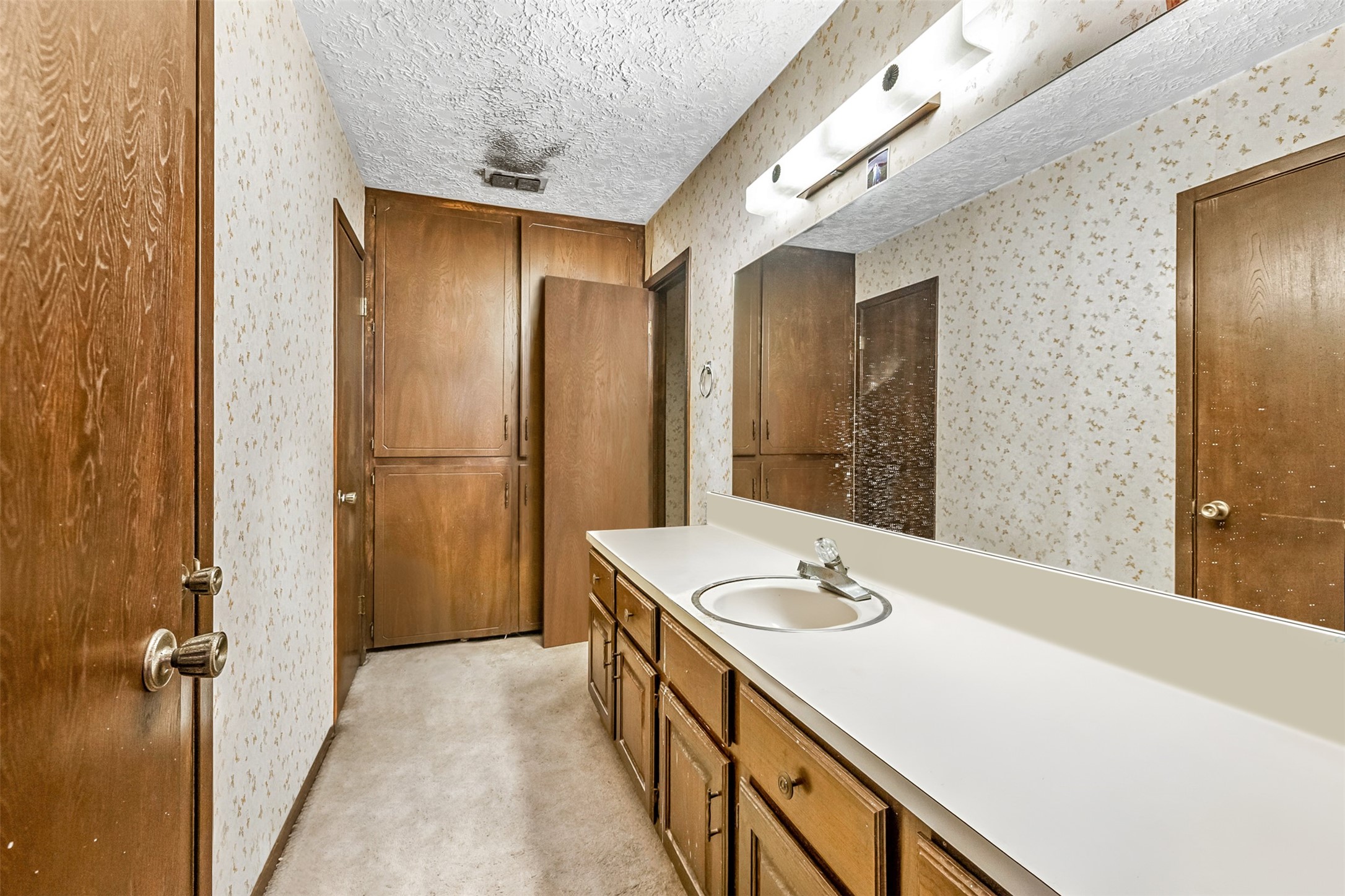 5209 Bucksnort Road Property Photo 17