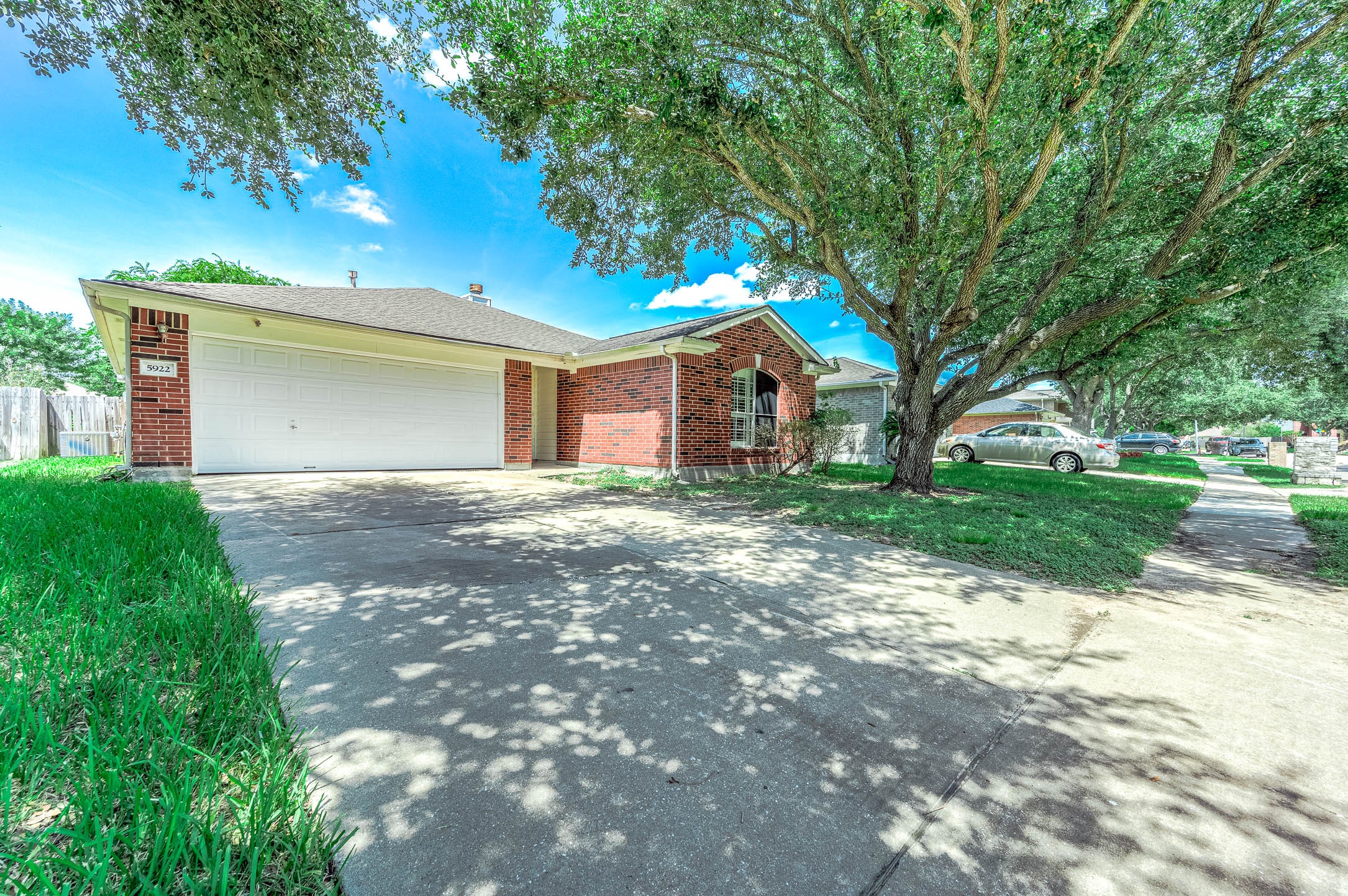 5922 James Place Property Photo 2