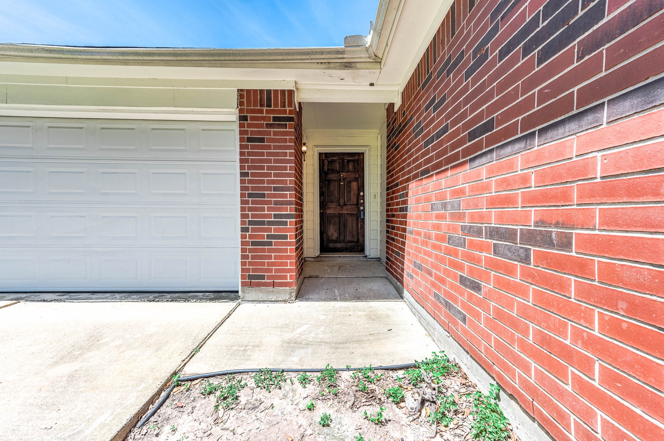 5922 James Place Property Photo 3