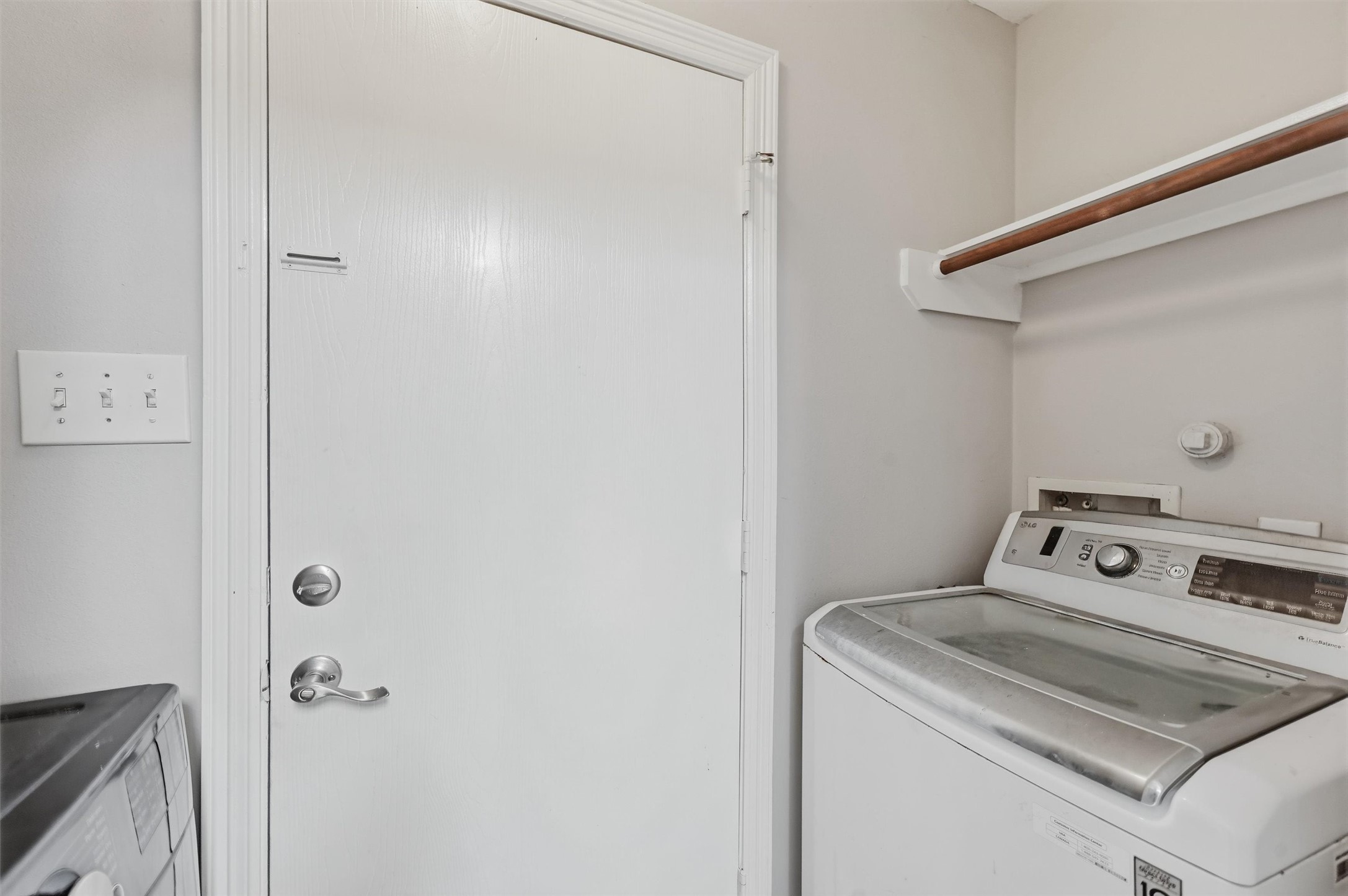 3435 Red Cedar Drive Property Photo 22