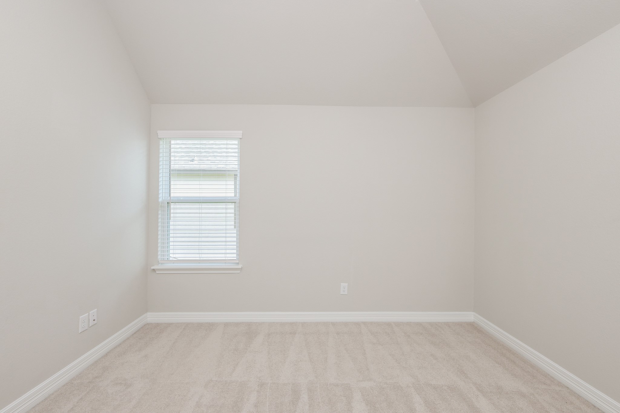 2119 Stargrass Drive Property Photo 37
