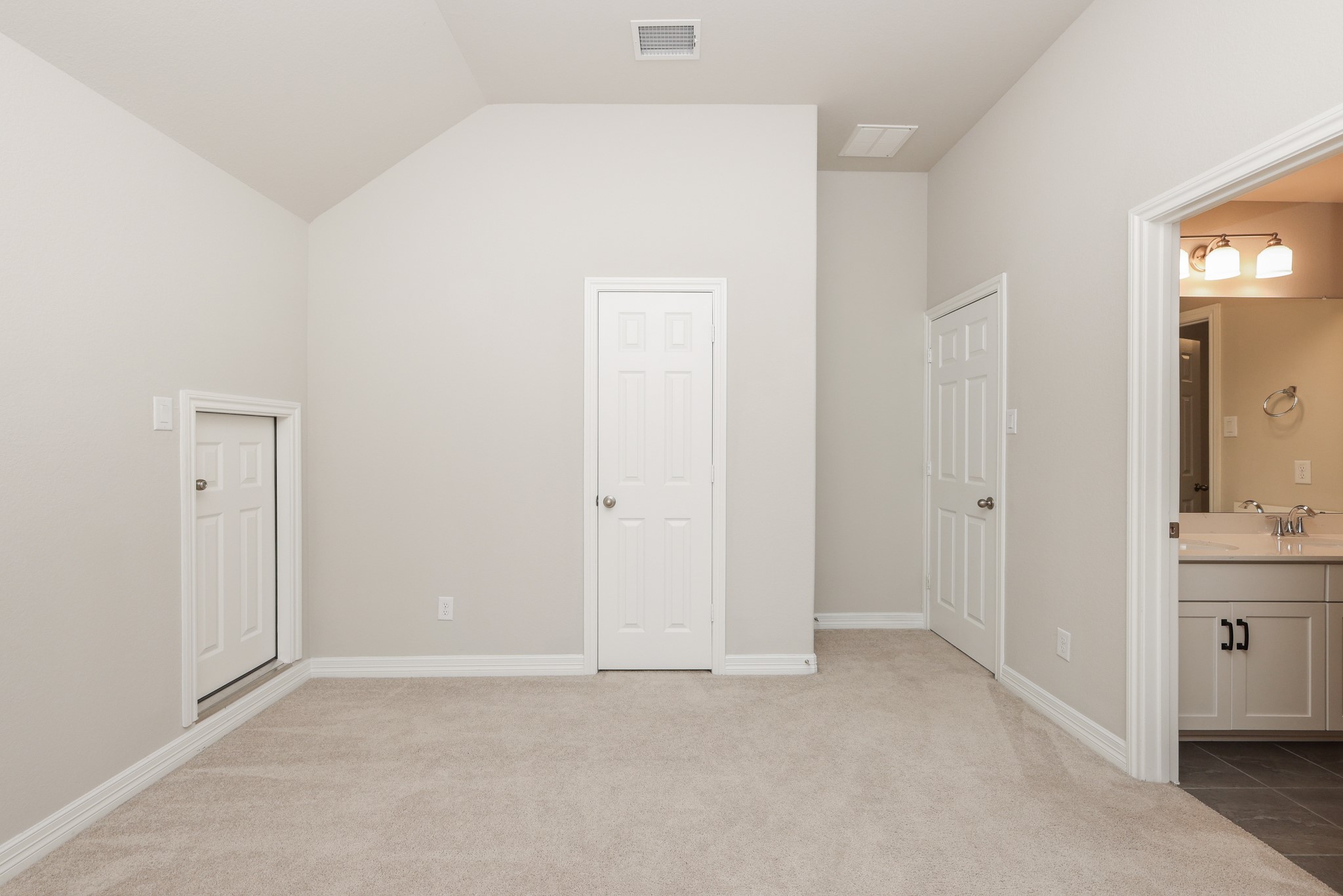 2119 Stargrass Drive Property Photo 38