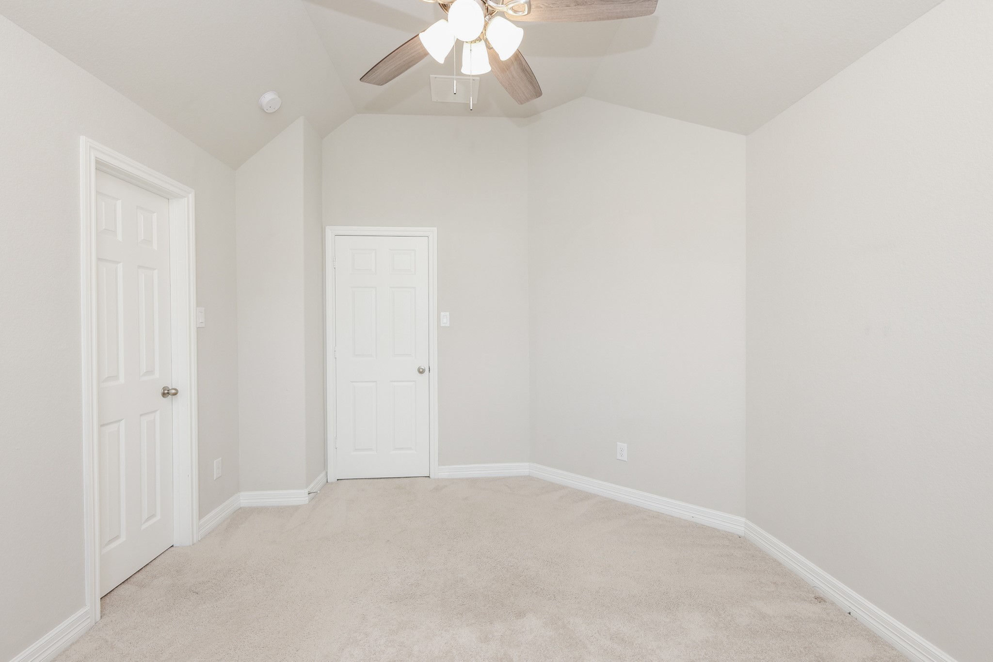 2119 Stargrass Drive Property Photo 41