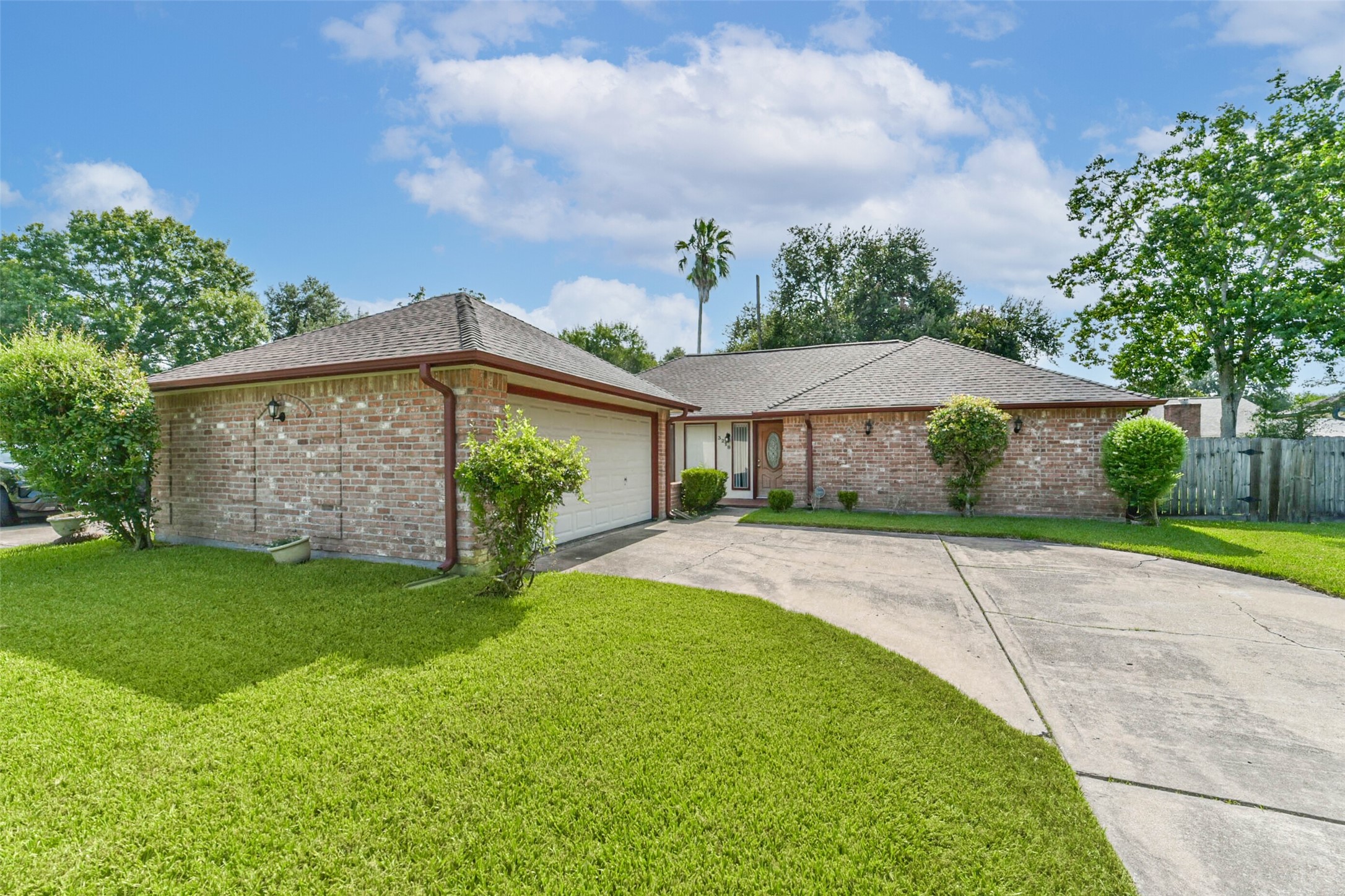 3218 Cherry Creek Drive Property Photo 1
