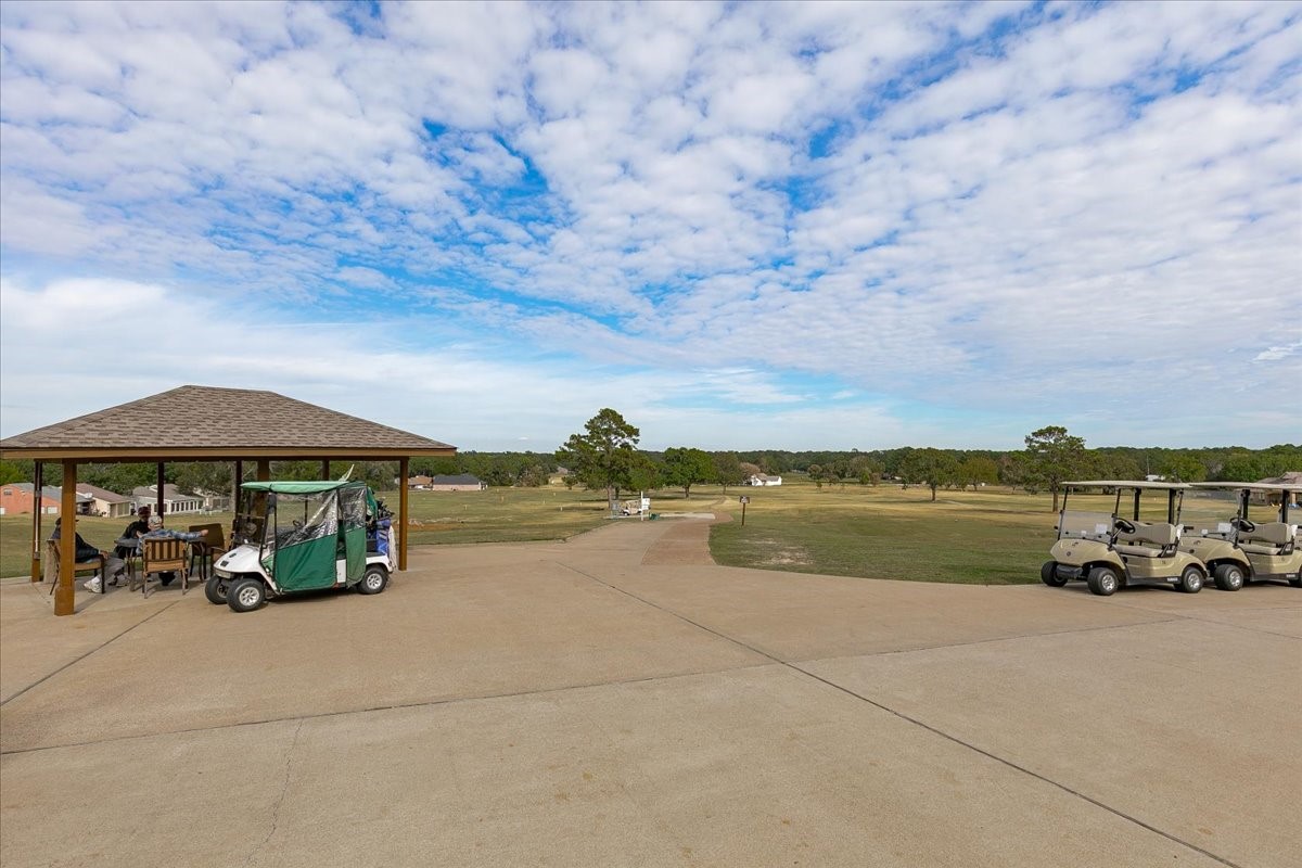 90 Meadowview Drive Property Photo 17