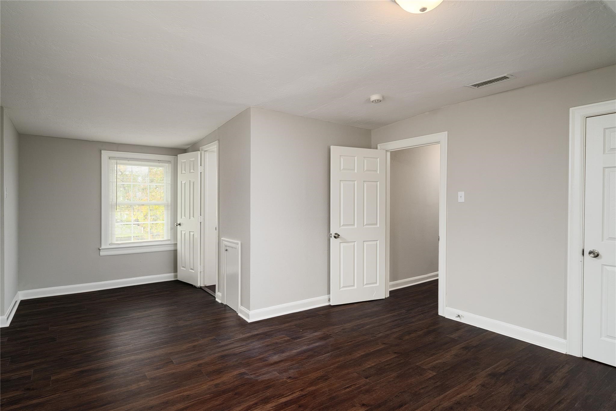 3711 Eagle Street Property Photo 14