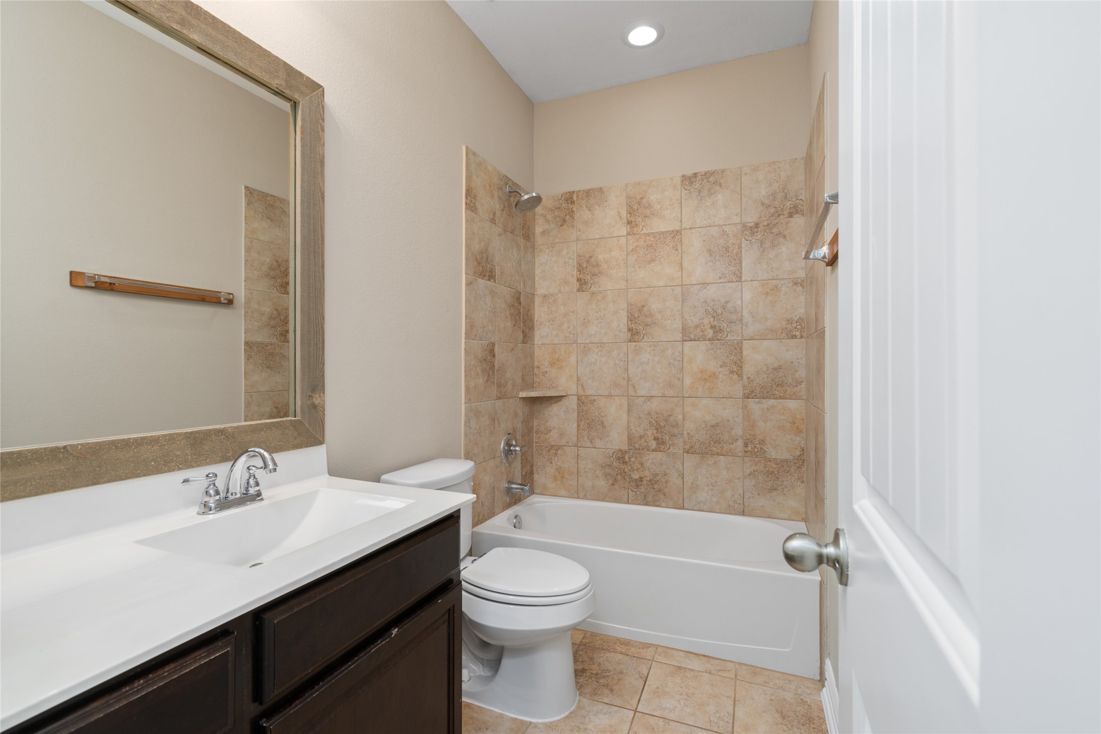 414 W Bend Drive Property Photo 25