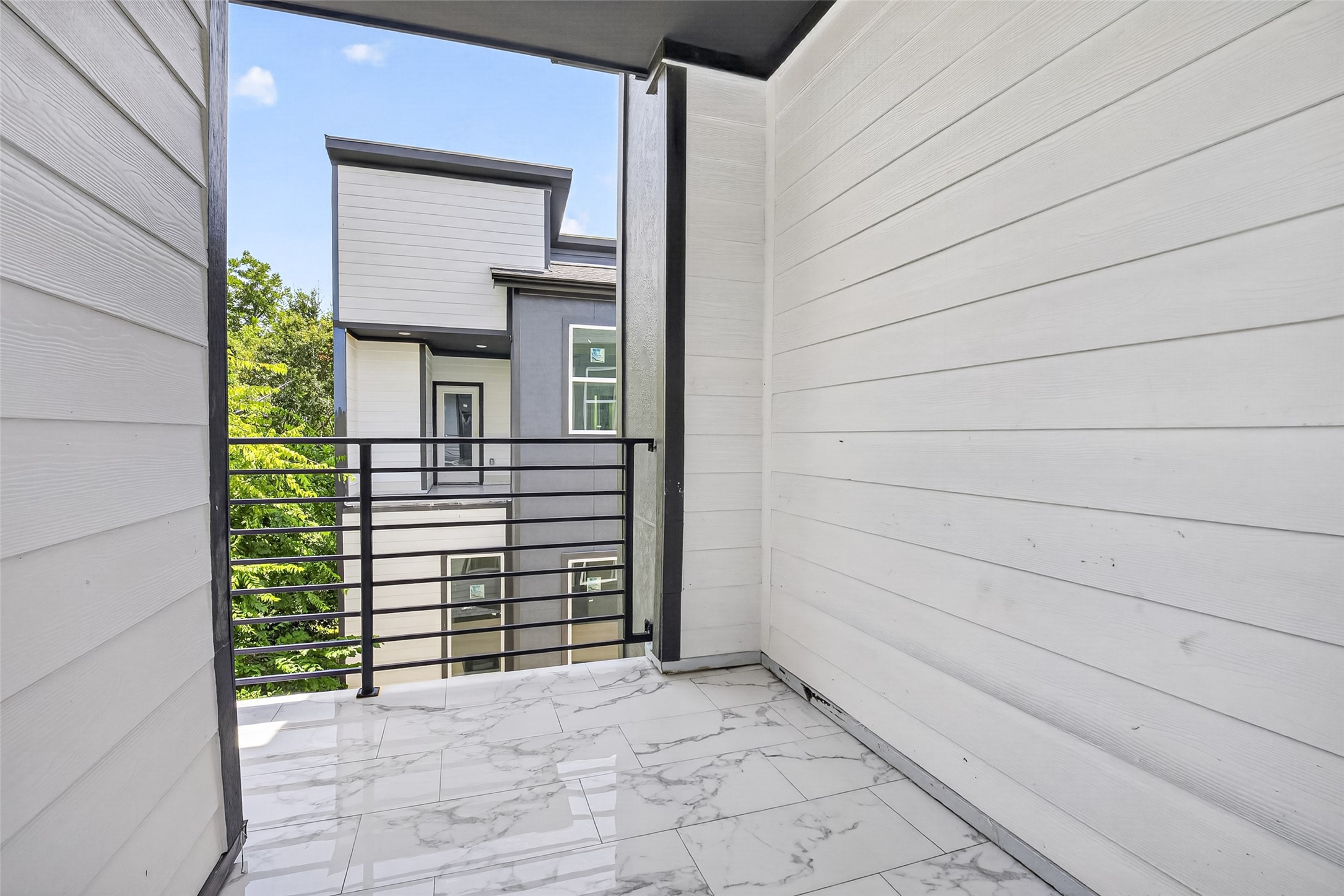 1928 Laverne Street Property Photo 41