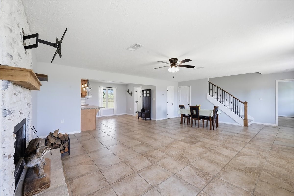 11235 Old Batson Saratoga Road Property Photo 10
