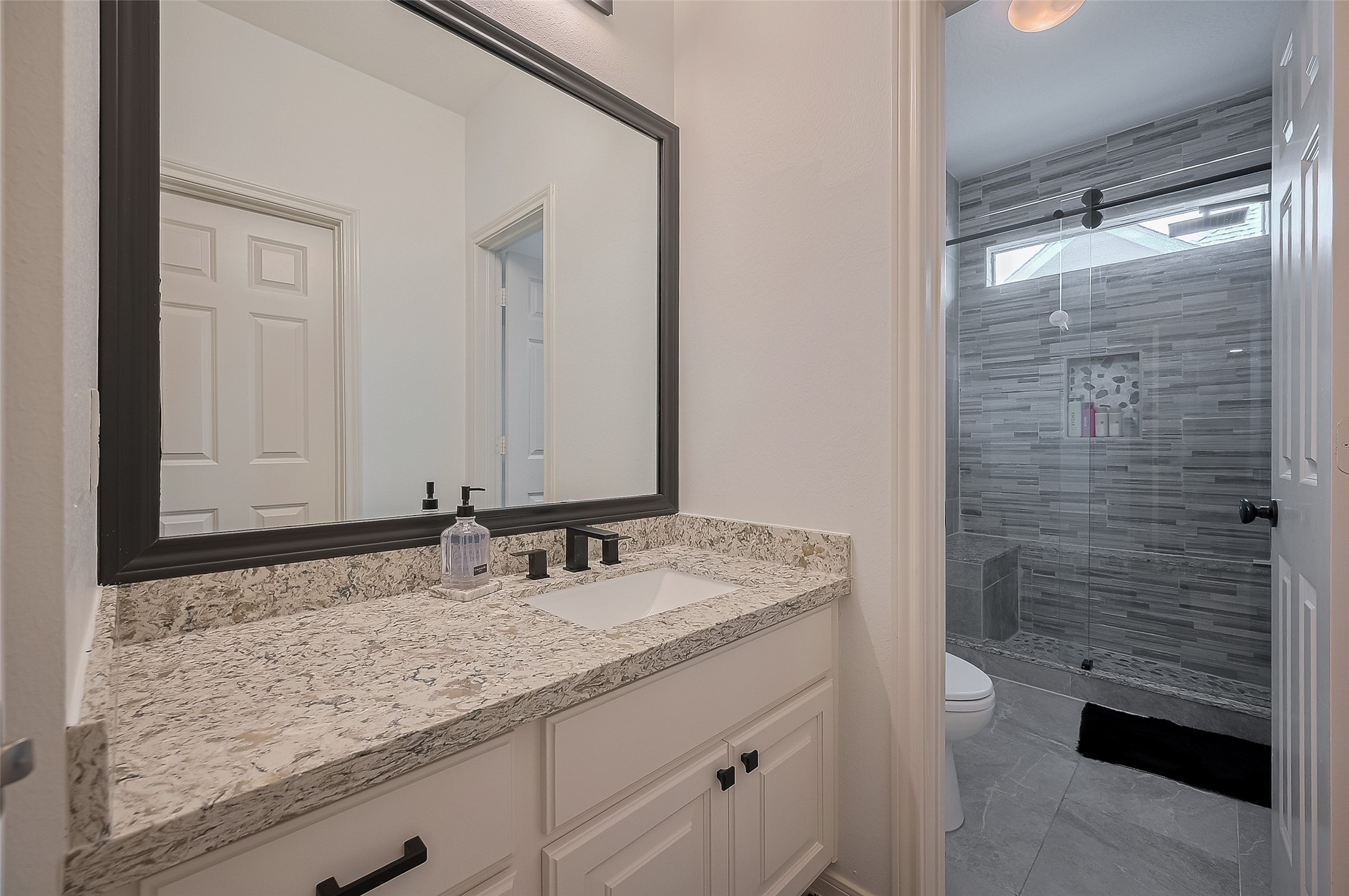 11826 Legend Manor Drive Property Photo 27