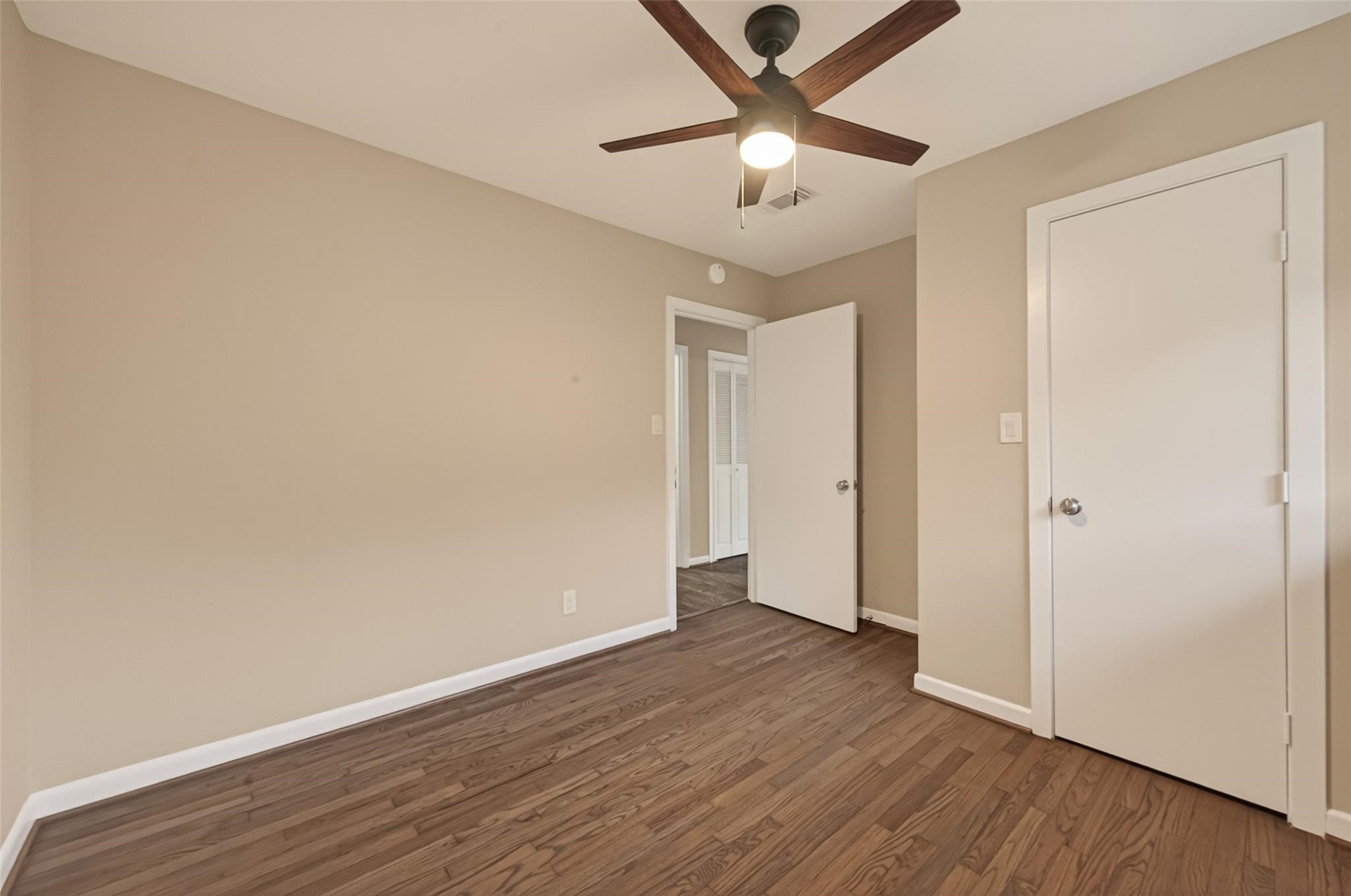 11206 Huggins Drive Property Photo 16