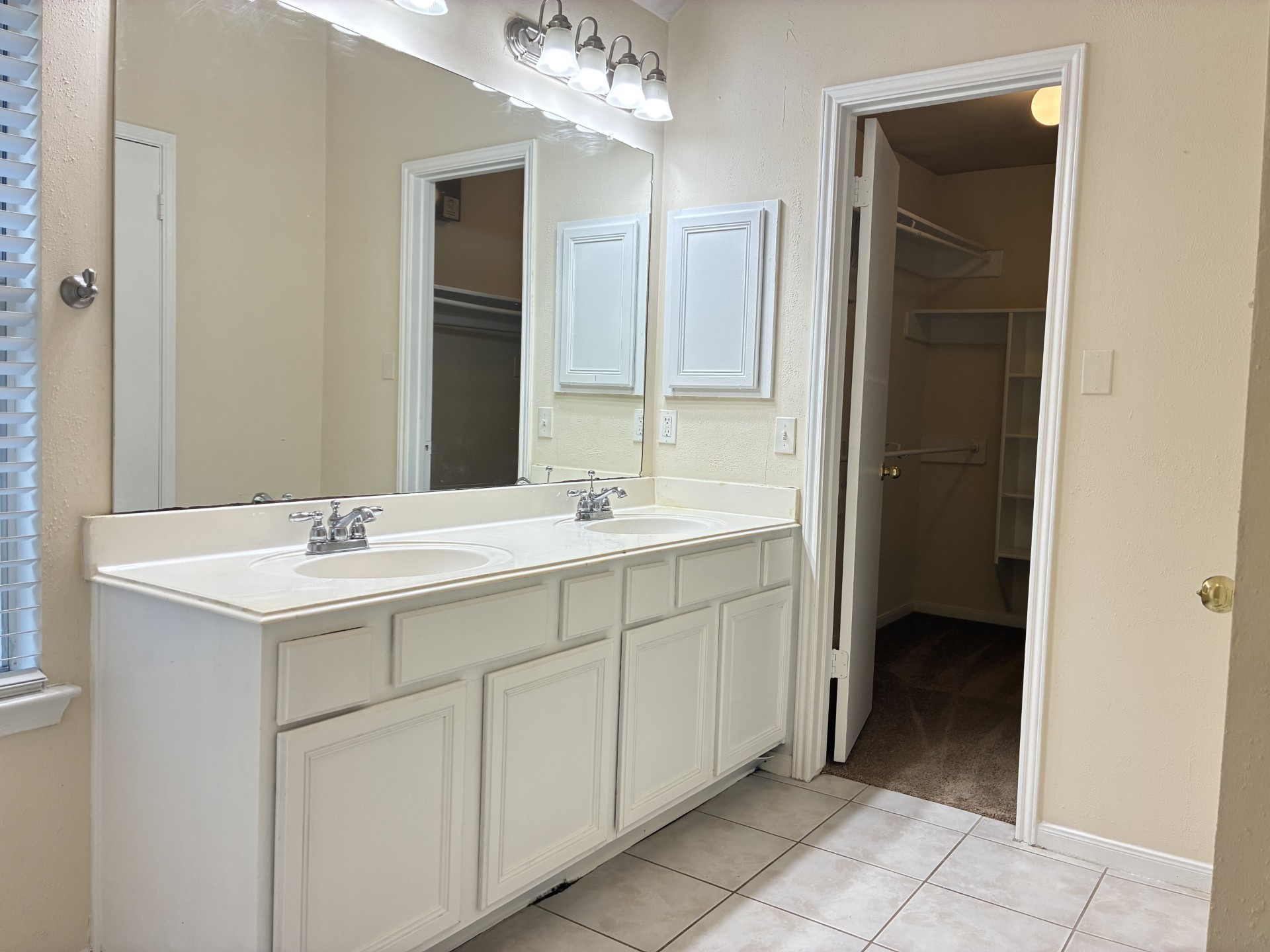 11607 Lennington Lane Property Photo 13