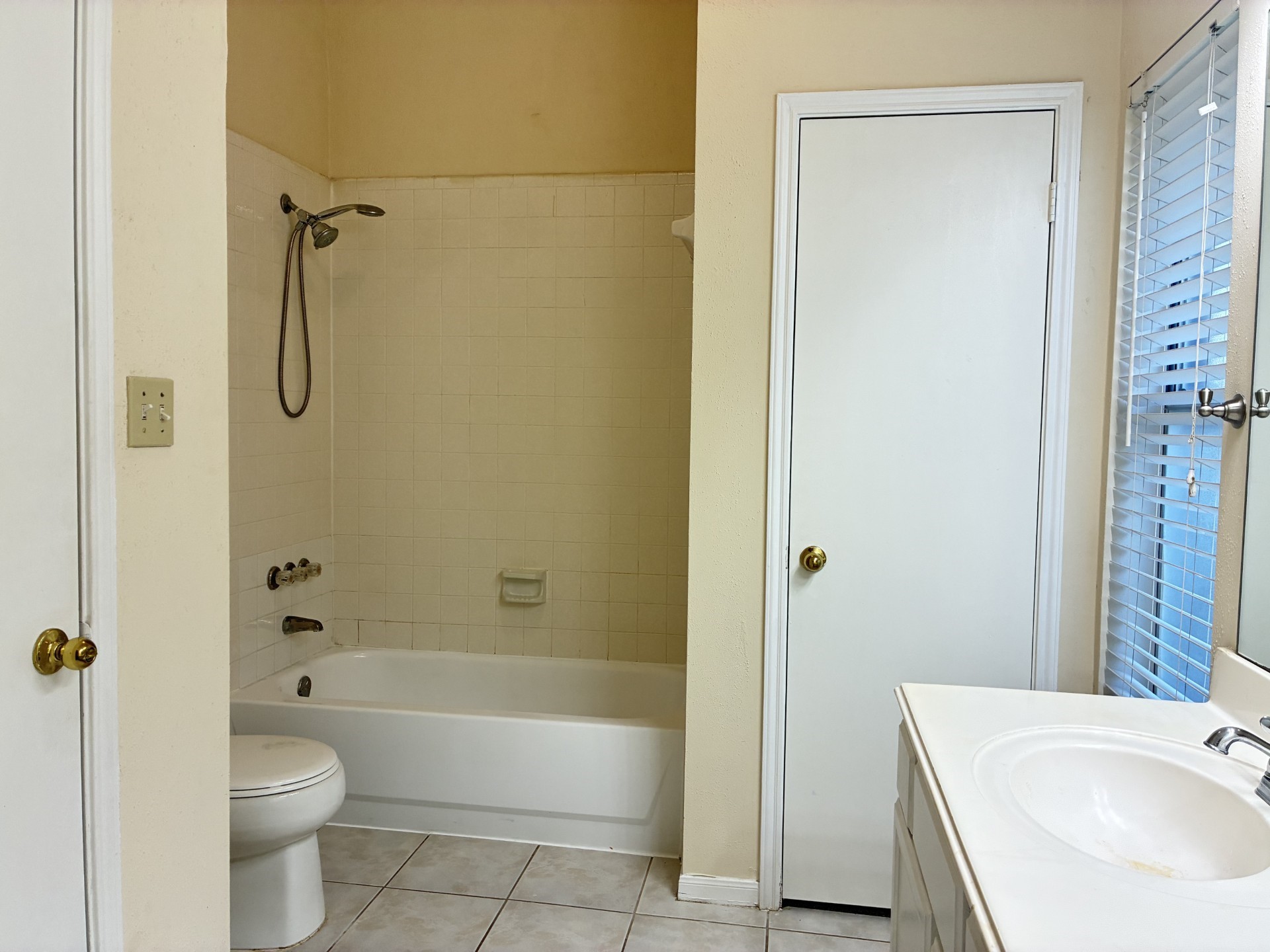 11607 Lennington Lane Property Photo 14
