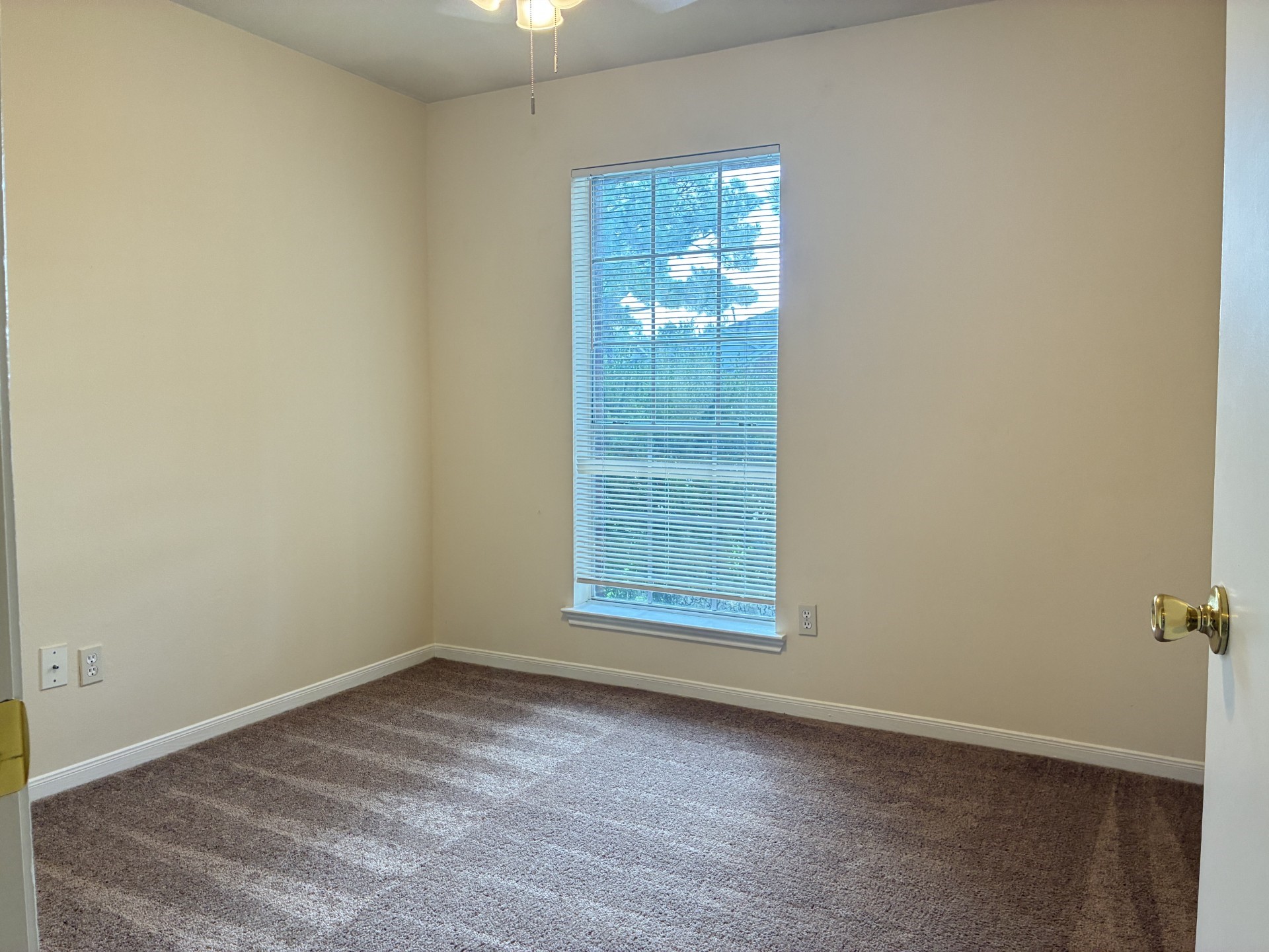 11607 Lennington Lane Property Photo 16