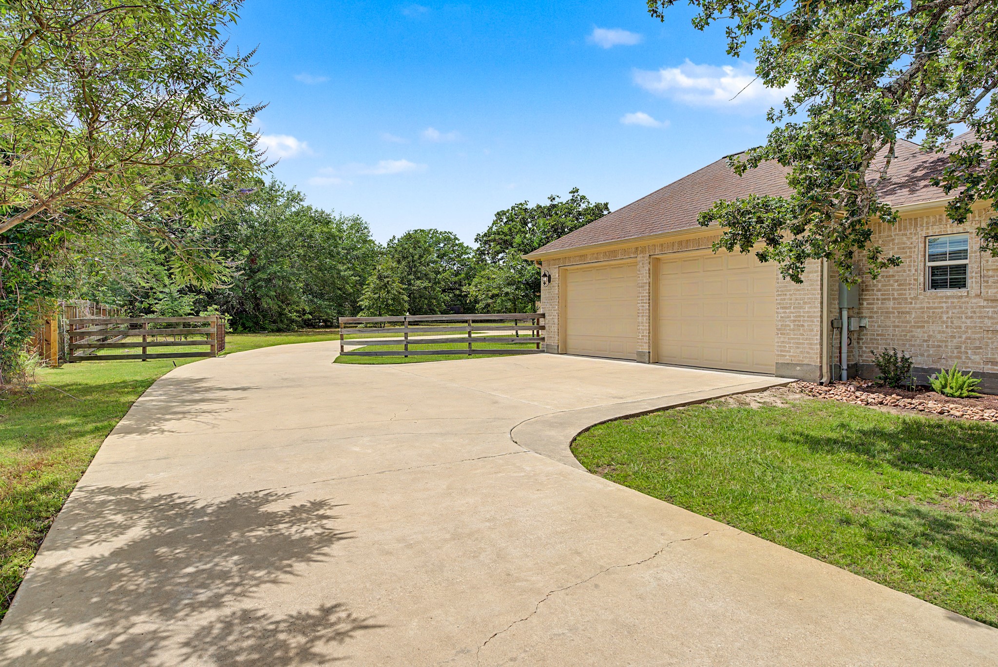 3903 Bravo Court Property Photo 27