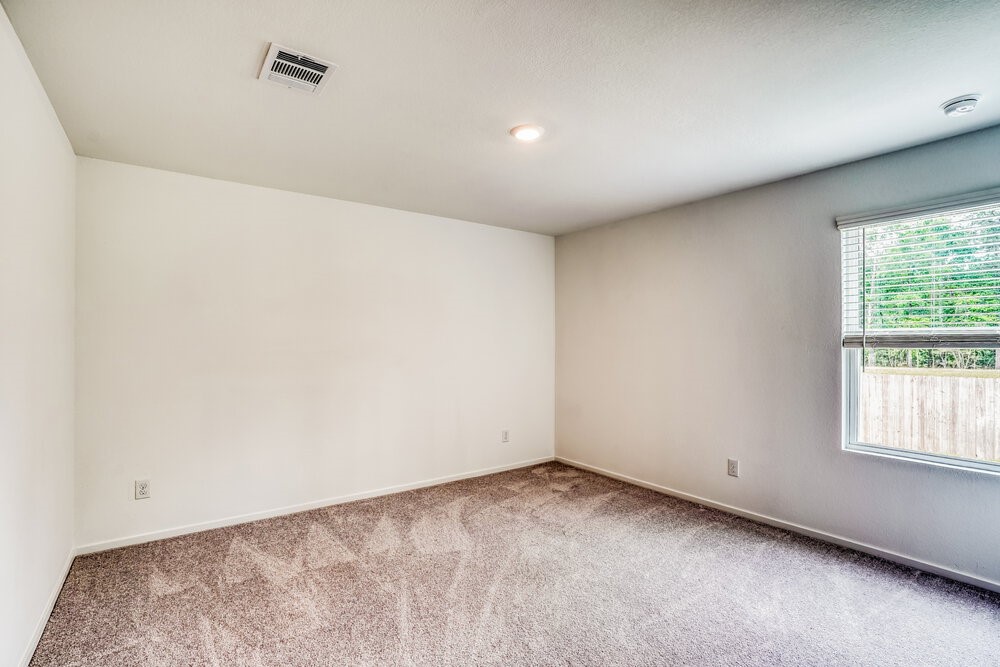 343 Parkin Court Property Photo 9