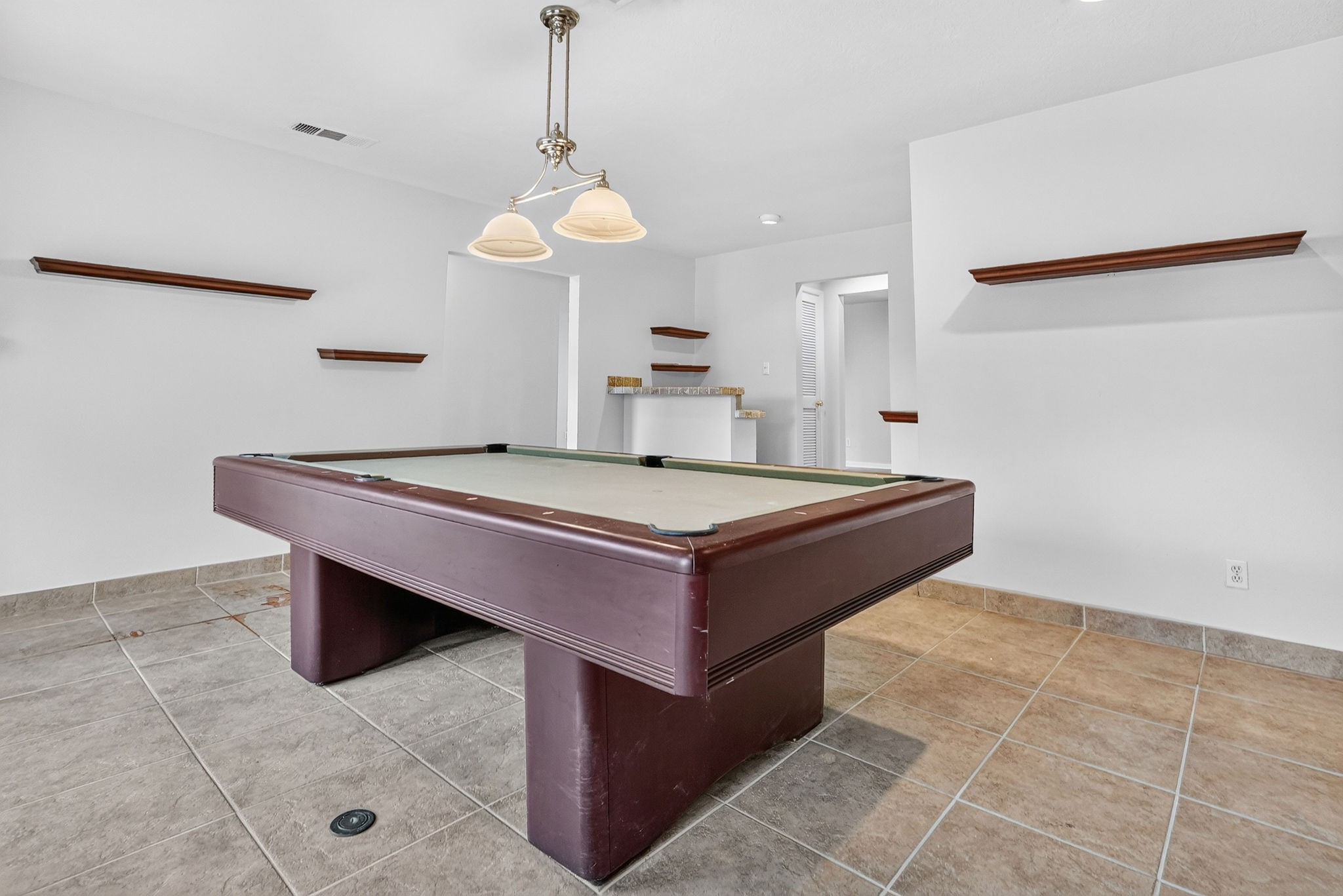 1122 Westover Street Property Photo 13