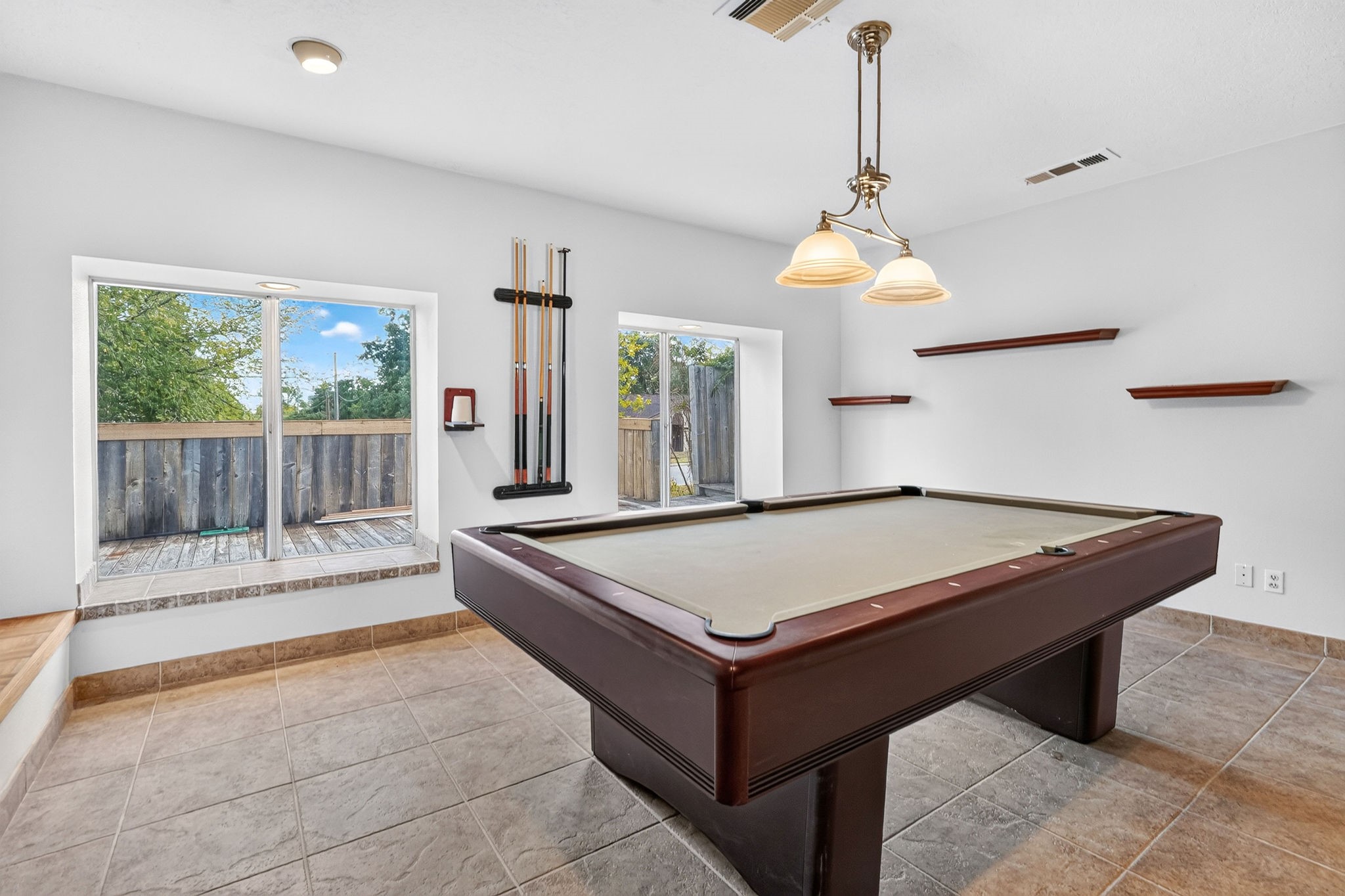 1122 Westover Street Property Photo 14
