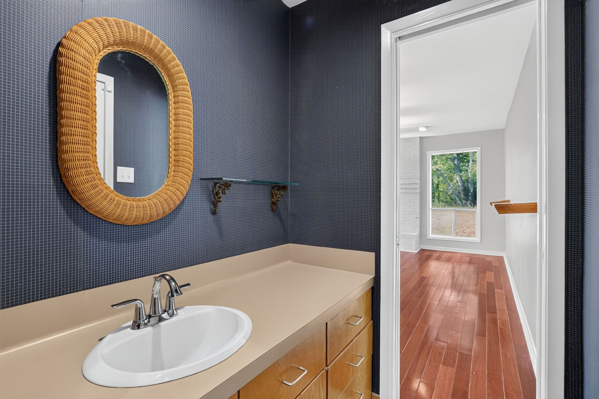 1122 Westover Street Property Photo 19