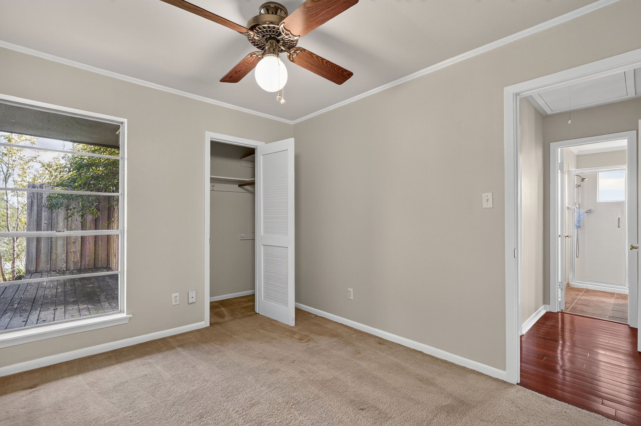 1122 Westover Street Property Photo 25