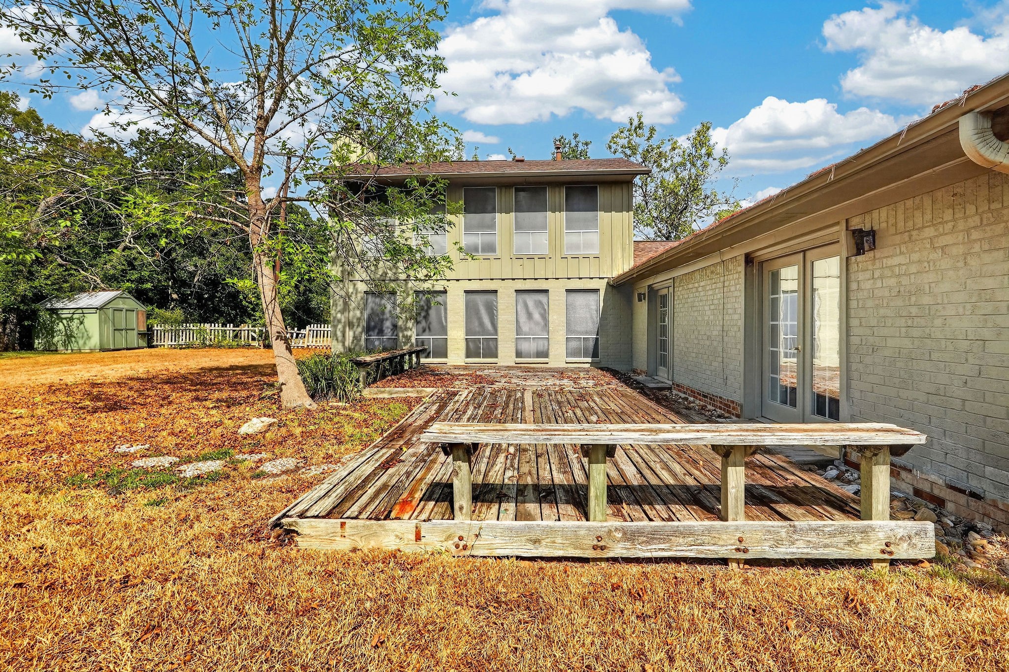 1122 Westover Street Property Photo 34