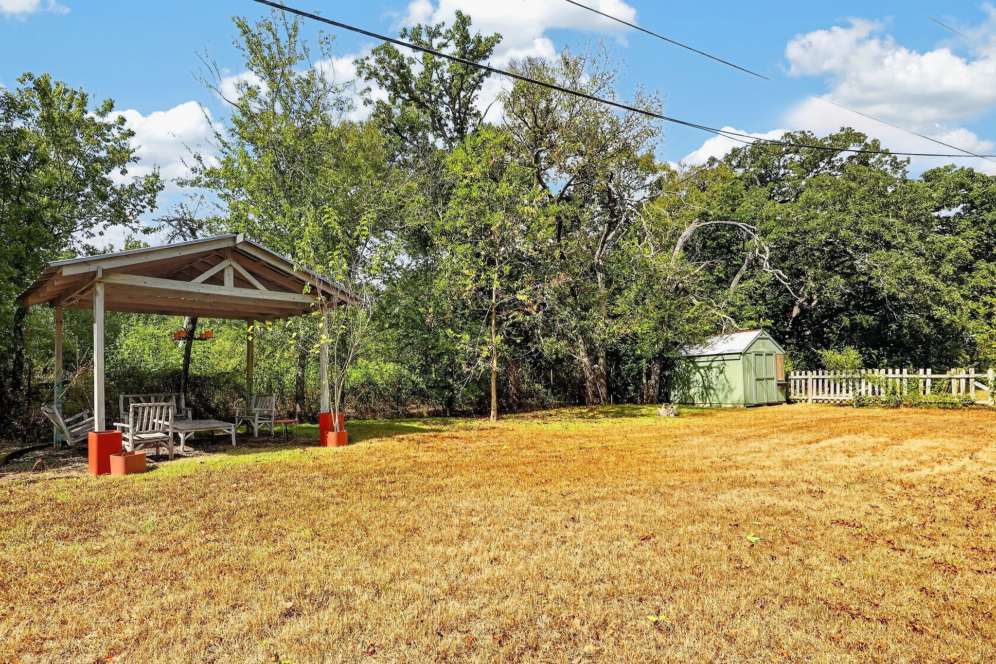 1122 Westover Street Property Photo 36