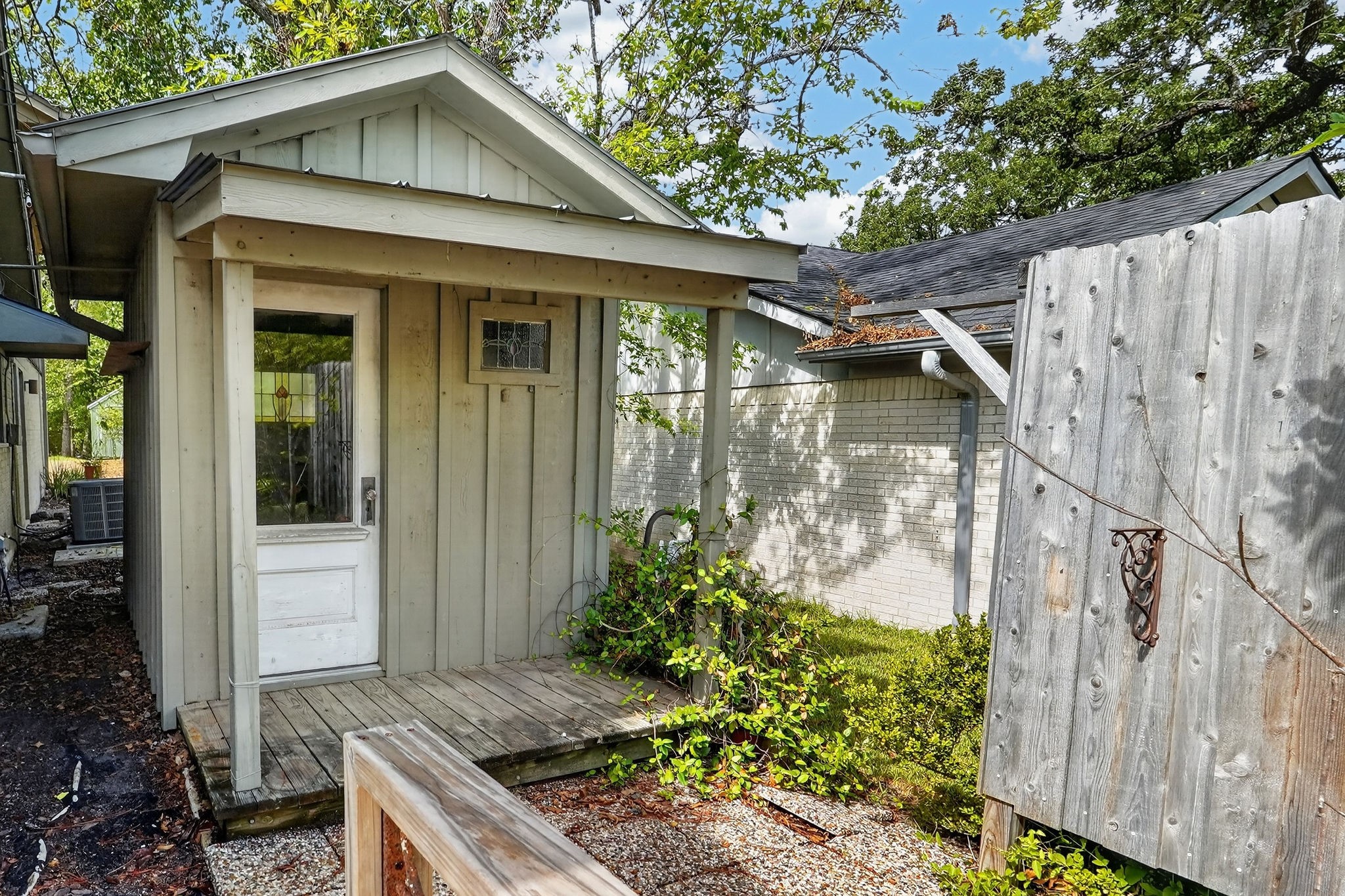 1122 Westover Street Property Photo 40
