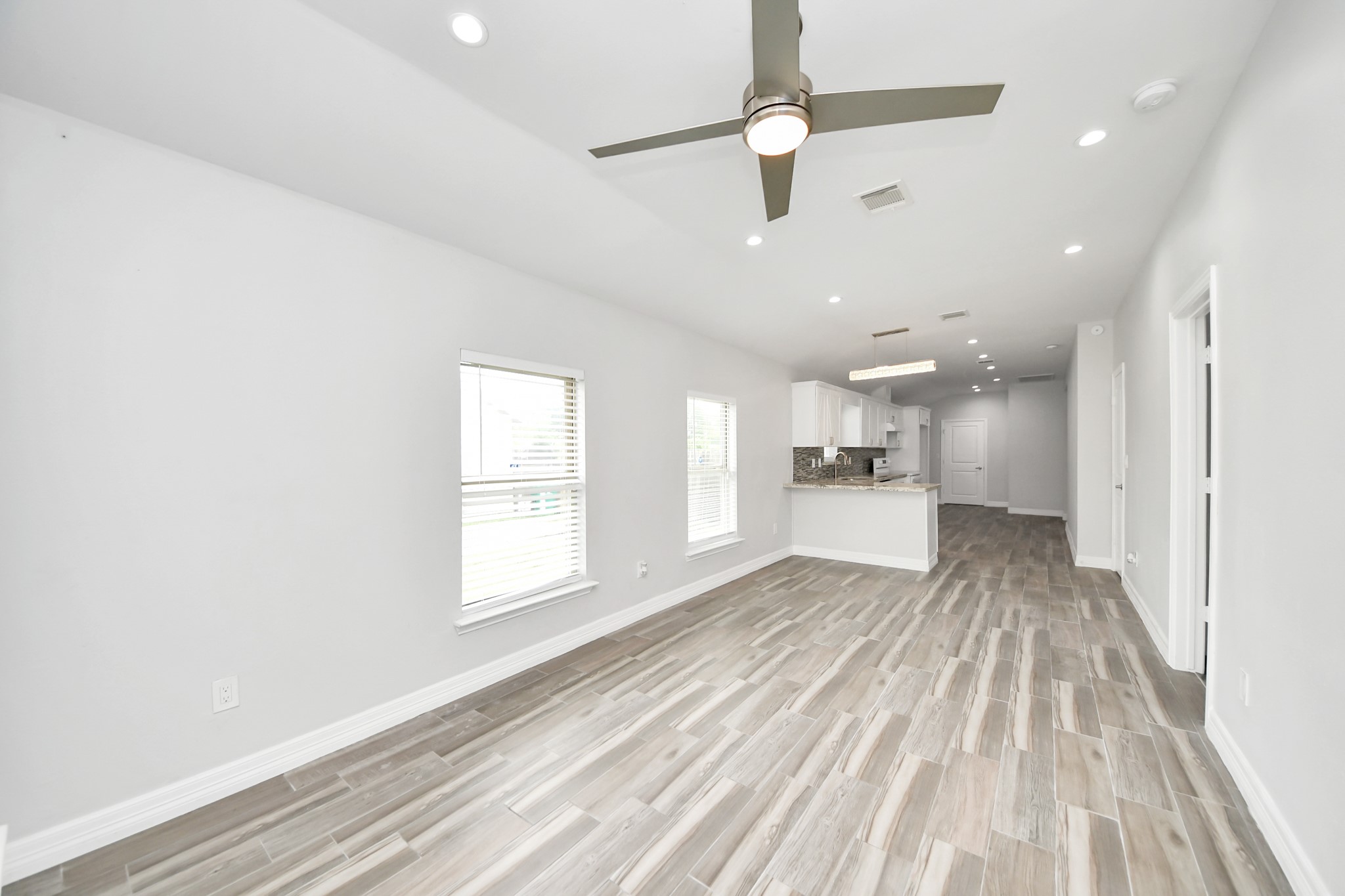 6613 Morrow Street Property Photo 5