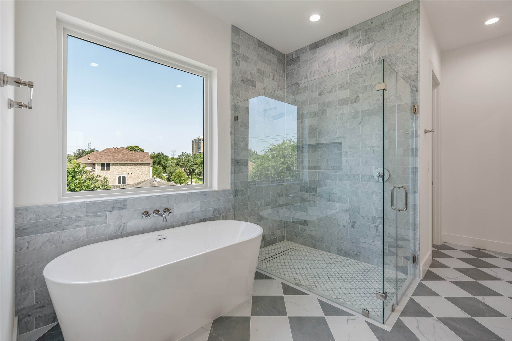 4009 Newshire Drive Property Photo 27