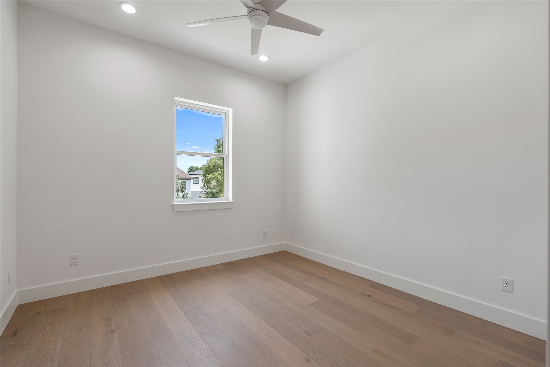 4009 Newshire Drive Property Photo 35
