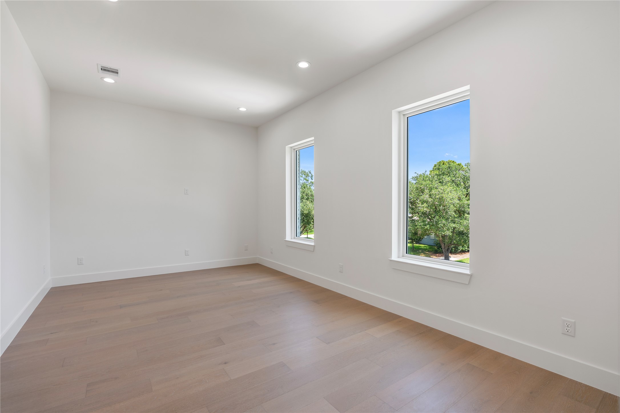 4009 Newshire Drive Property Photo 37