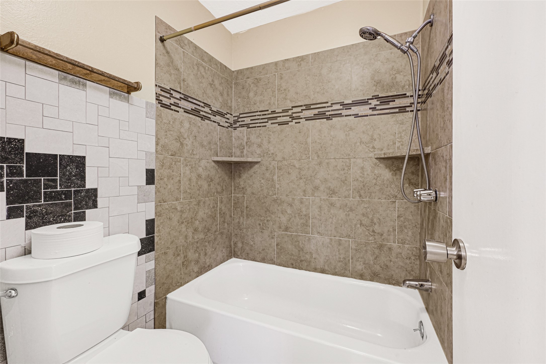 15011 Royal Shadows Drive Property Photo 22