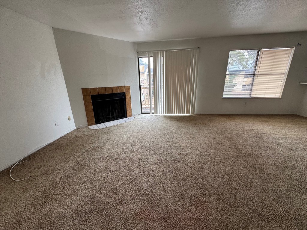 3213 Hirschfield Road C Property Photo 4