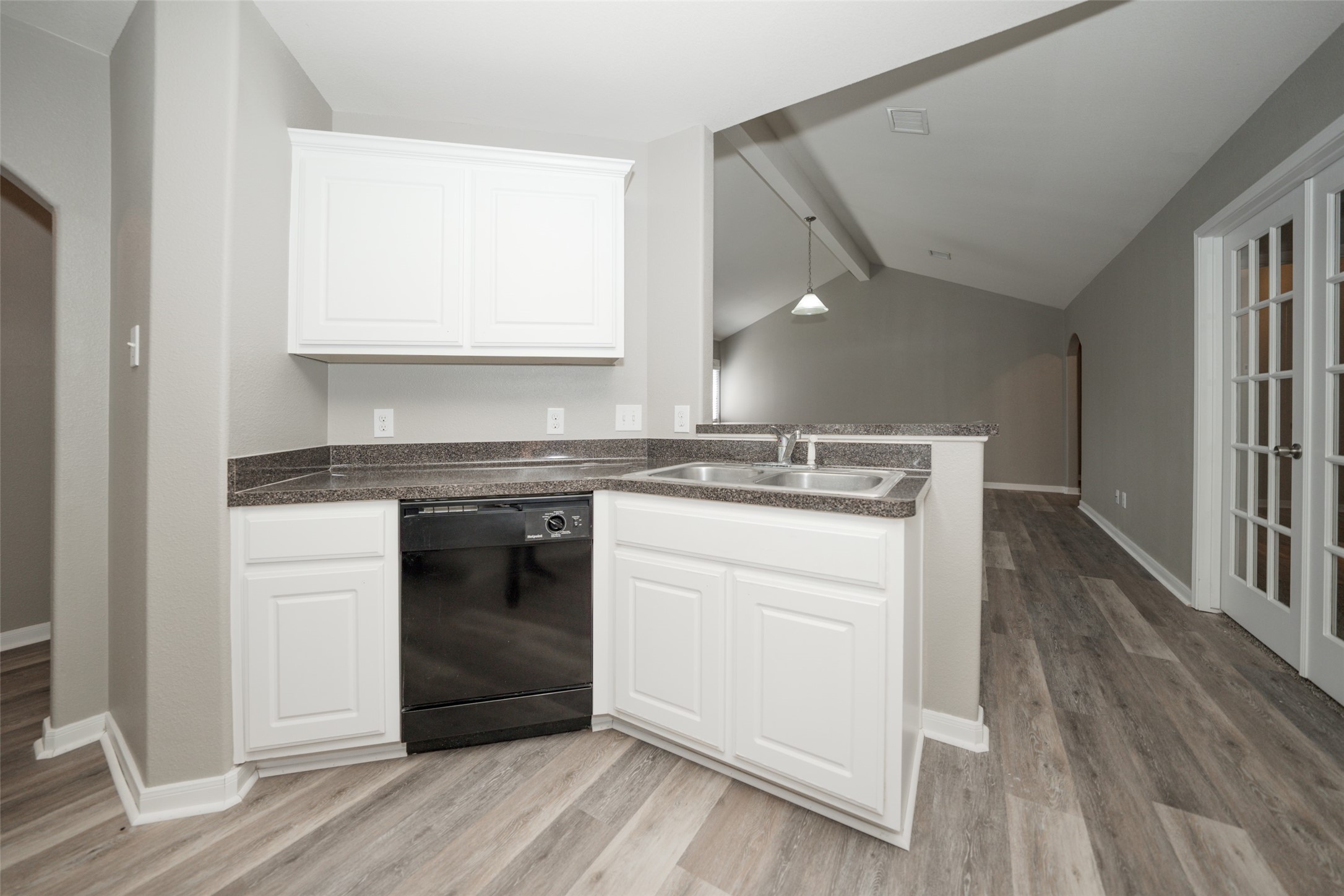 28894 Llano River Loop Property Photo 6
