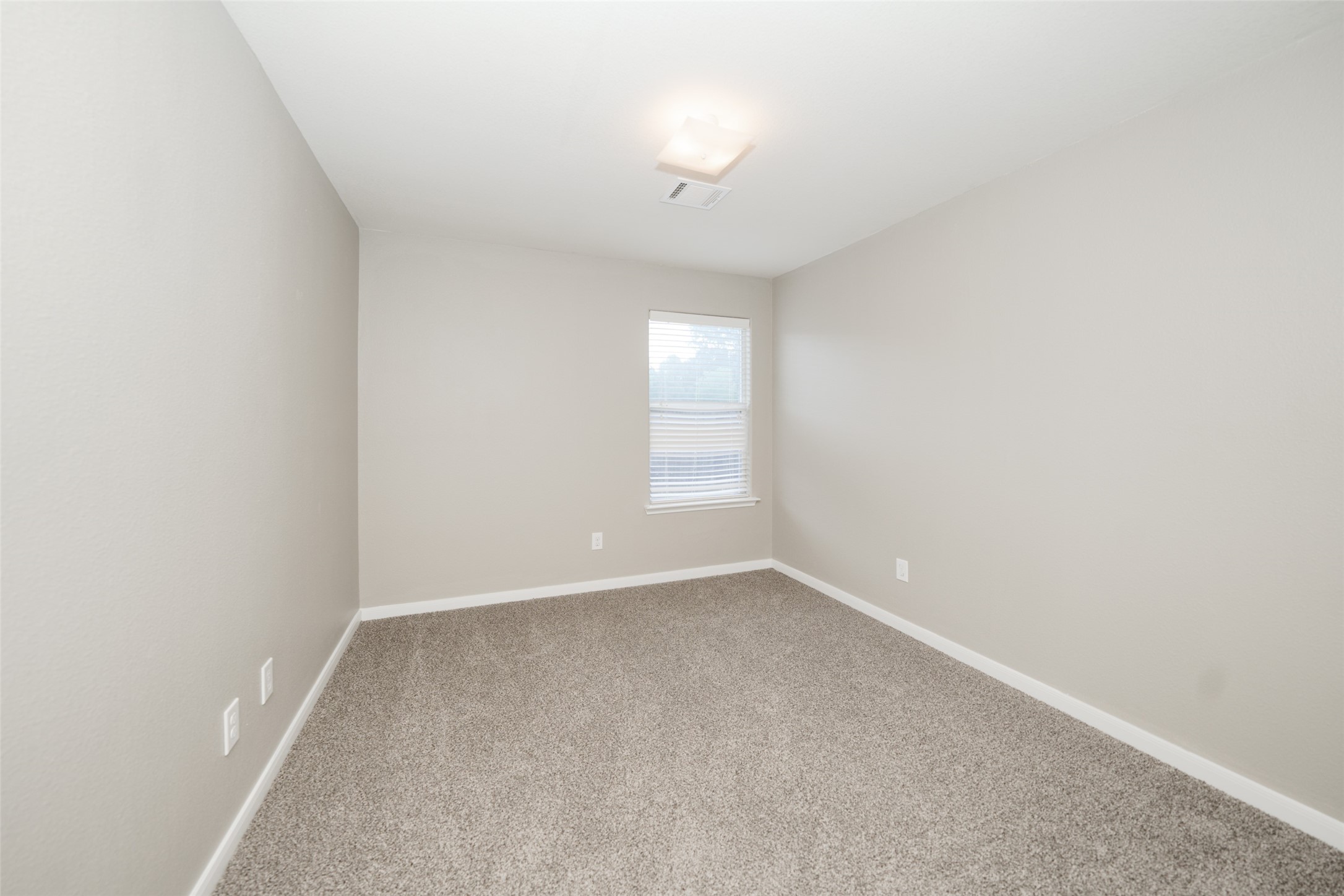 28894 Llano River Loop Property Photo 20