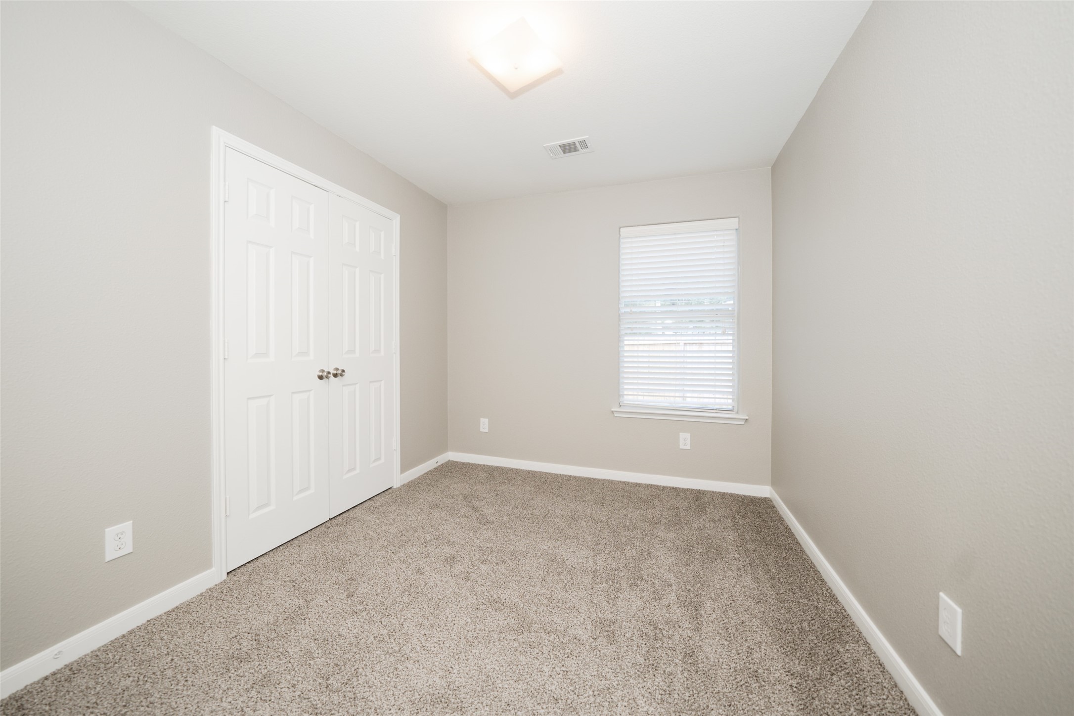 28894 Llano River Loop Property Photo 21