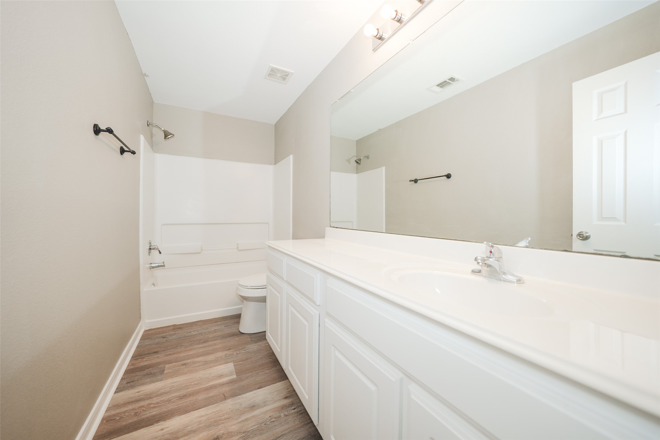28894 Llano River Loop Property Photo 22