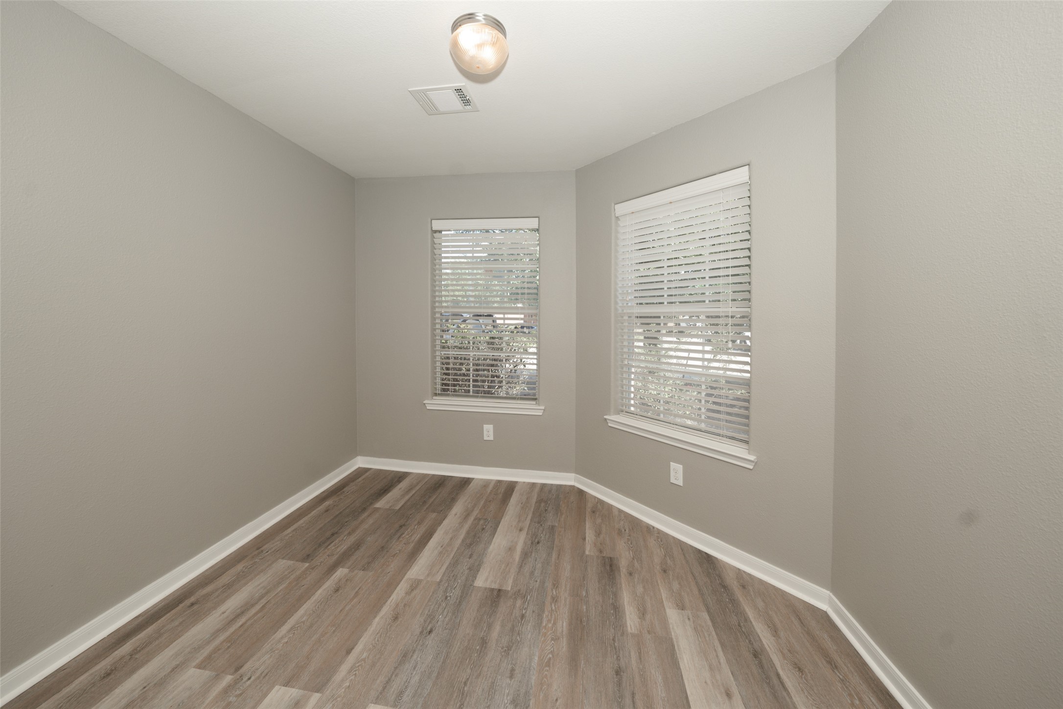 28894 Llano River Loop Property Photo 27