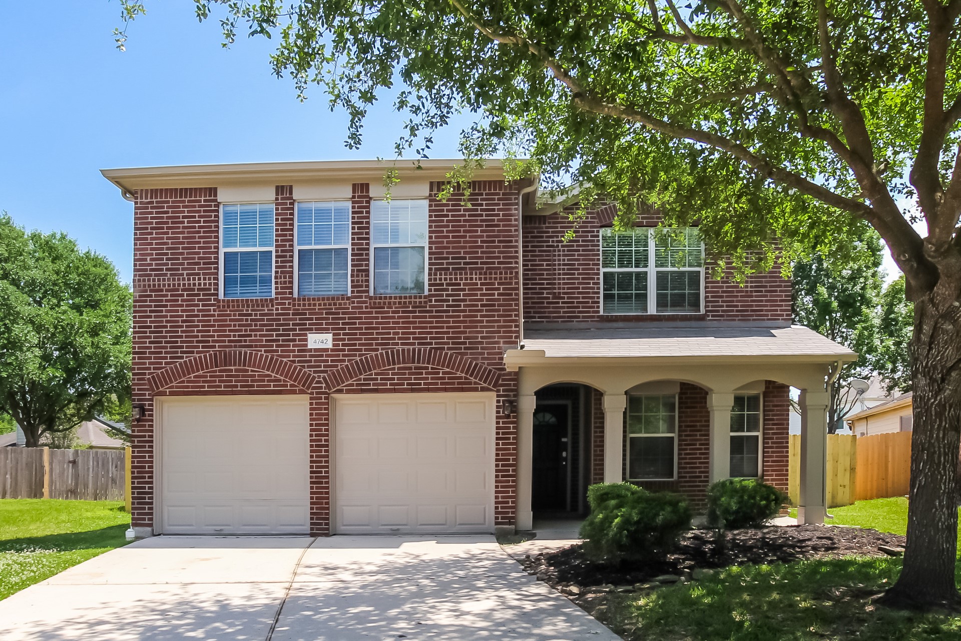 4742 Markham Woods Court Property Photo 1