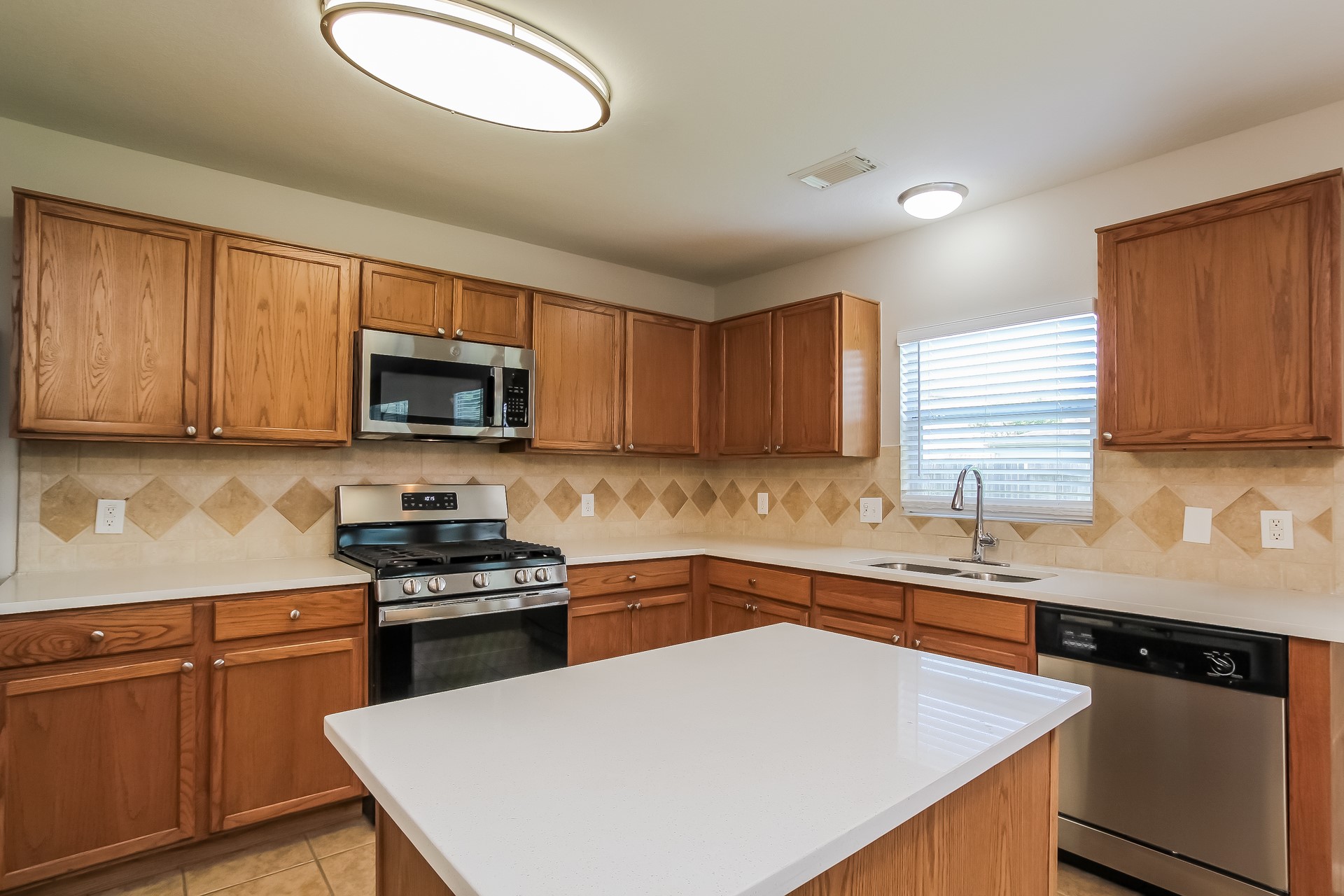 4742 Markham Woods Court Property Photo 9