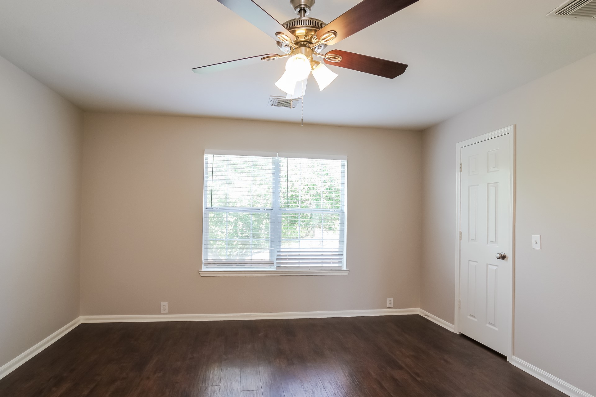 4742 Markham Woods Court Property Photo 15